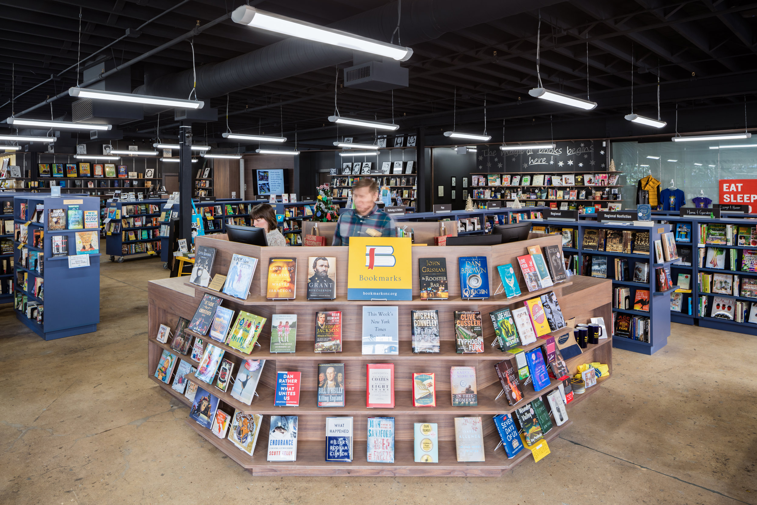 Bookmarks was selected as a Best of Year Honoree in Interior Design’s 2018 awards. It was the recipient of the 2018 Count Zinzendorf Award by the Winston-Salem/ Forsyth County Community Appearance Commission for “contributing to the attractivene