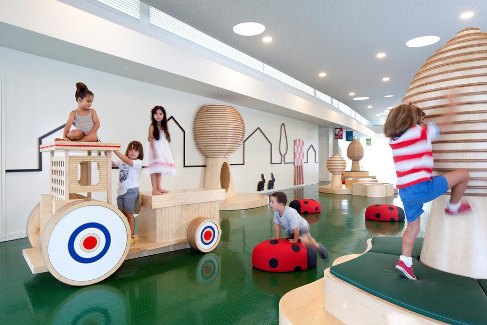 Kids-Interior-Design-Children-Spaces-Playroom-Ideas-109.jpg