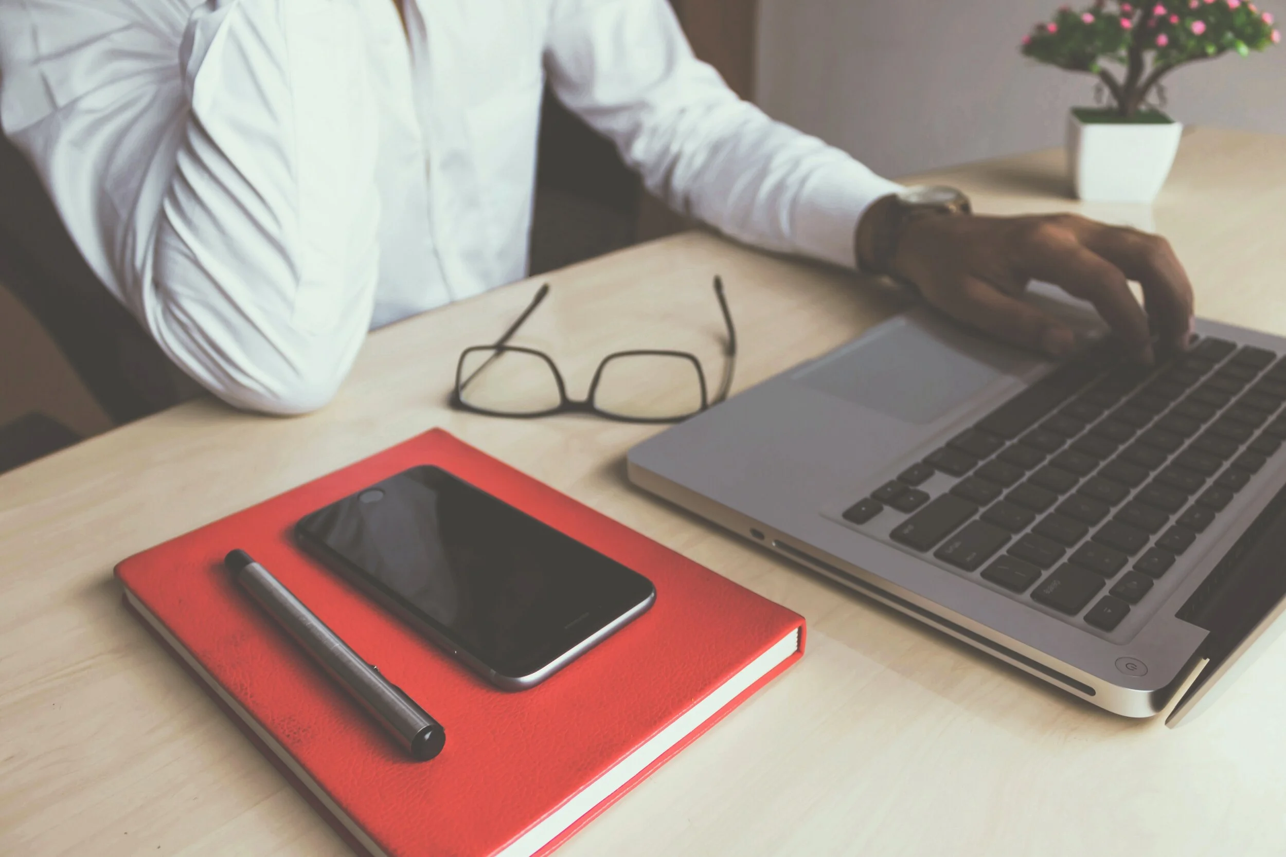 Episode 48: Smart Habits for Maintaining a Professional Image