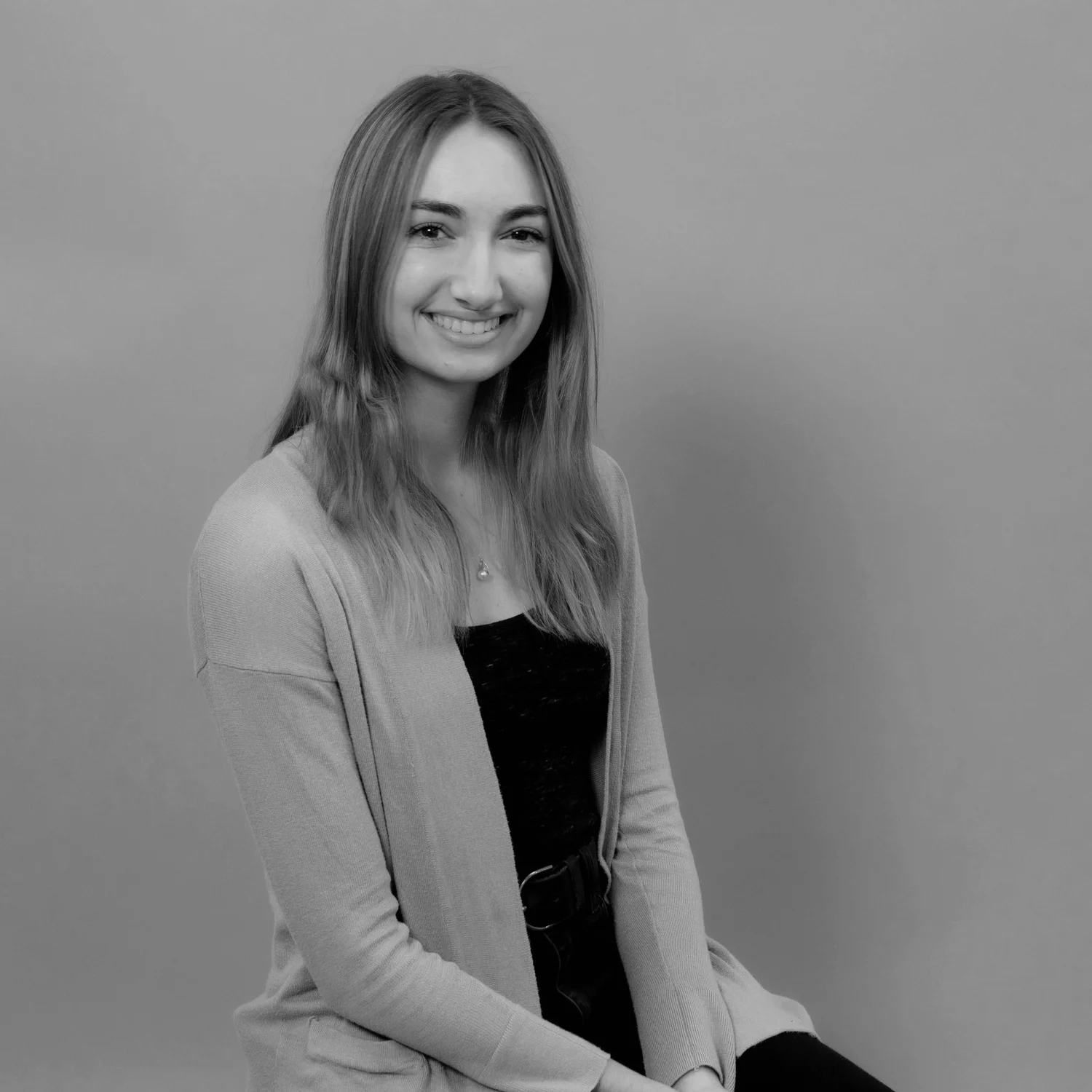 Interior Design, DIY Projects, + Stepping Outside Your Comfort Zone with Kaitlyn Bell