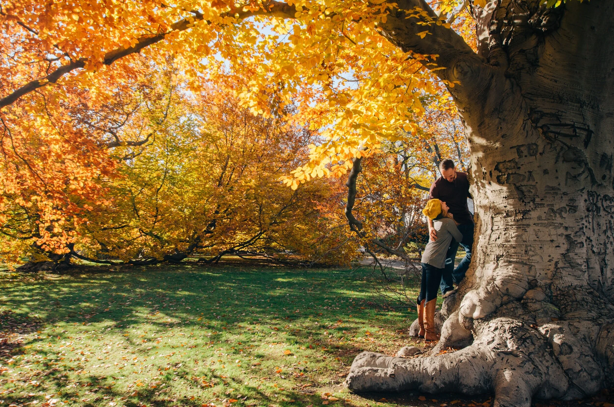 A Couples Retreat vs Marriage Counseling – Which One Would Help Our Relationship More?