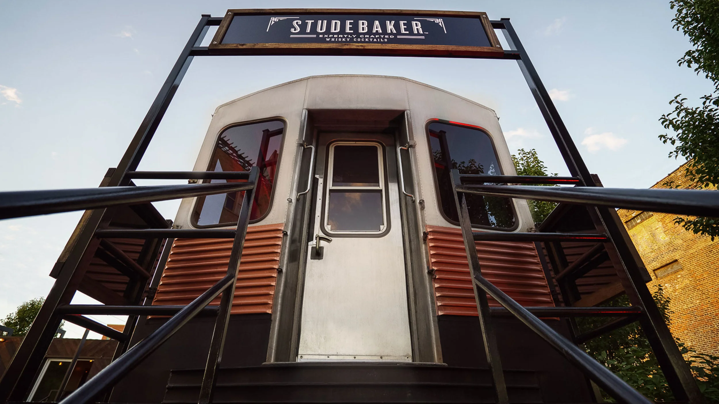 GERTRUDE-INC-Studebaker-Chicago-CTA-Train-Club-Car-01.jpg