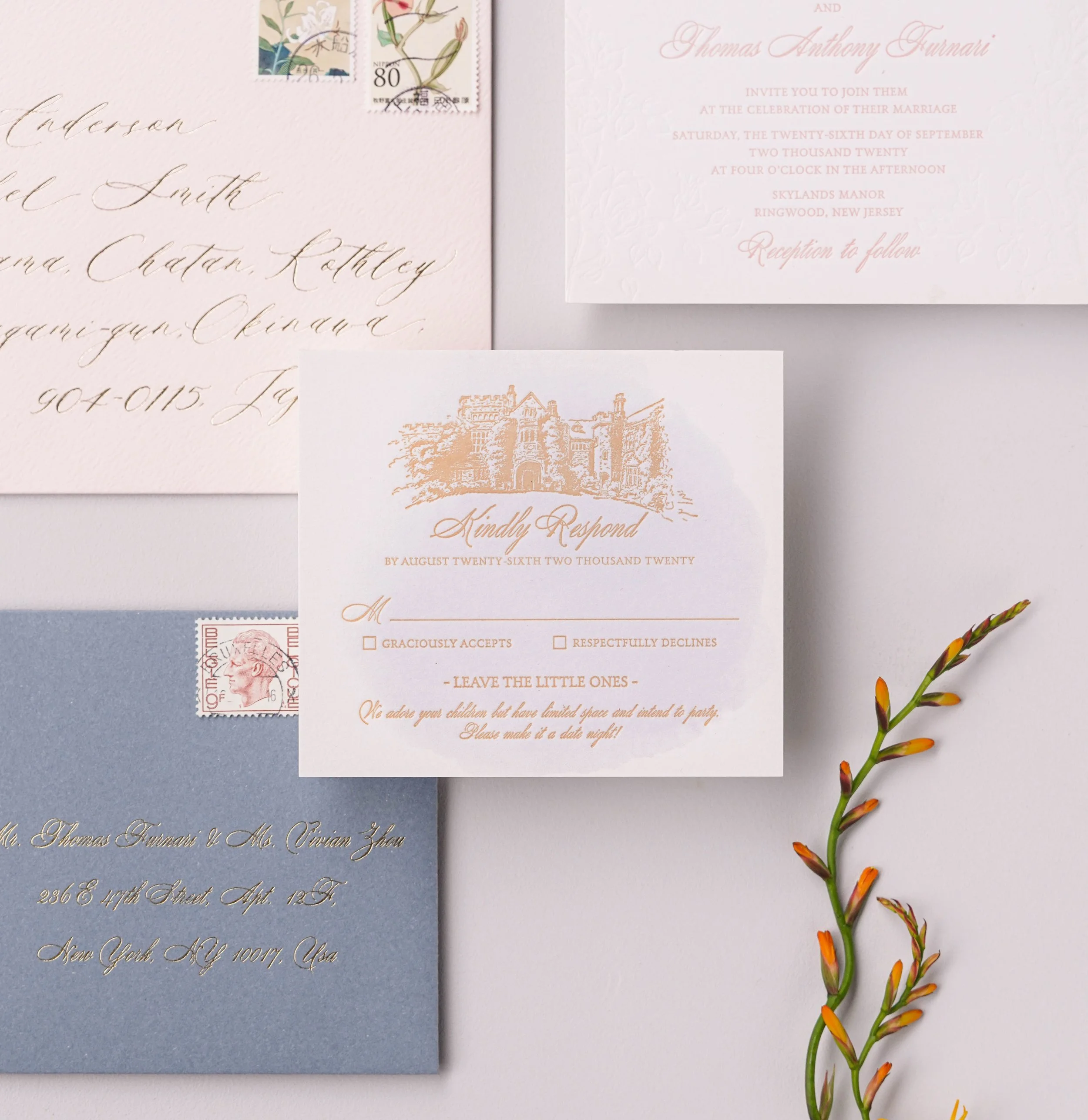 how much do graphic designers charge for wedding invitations