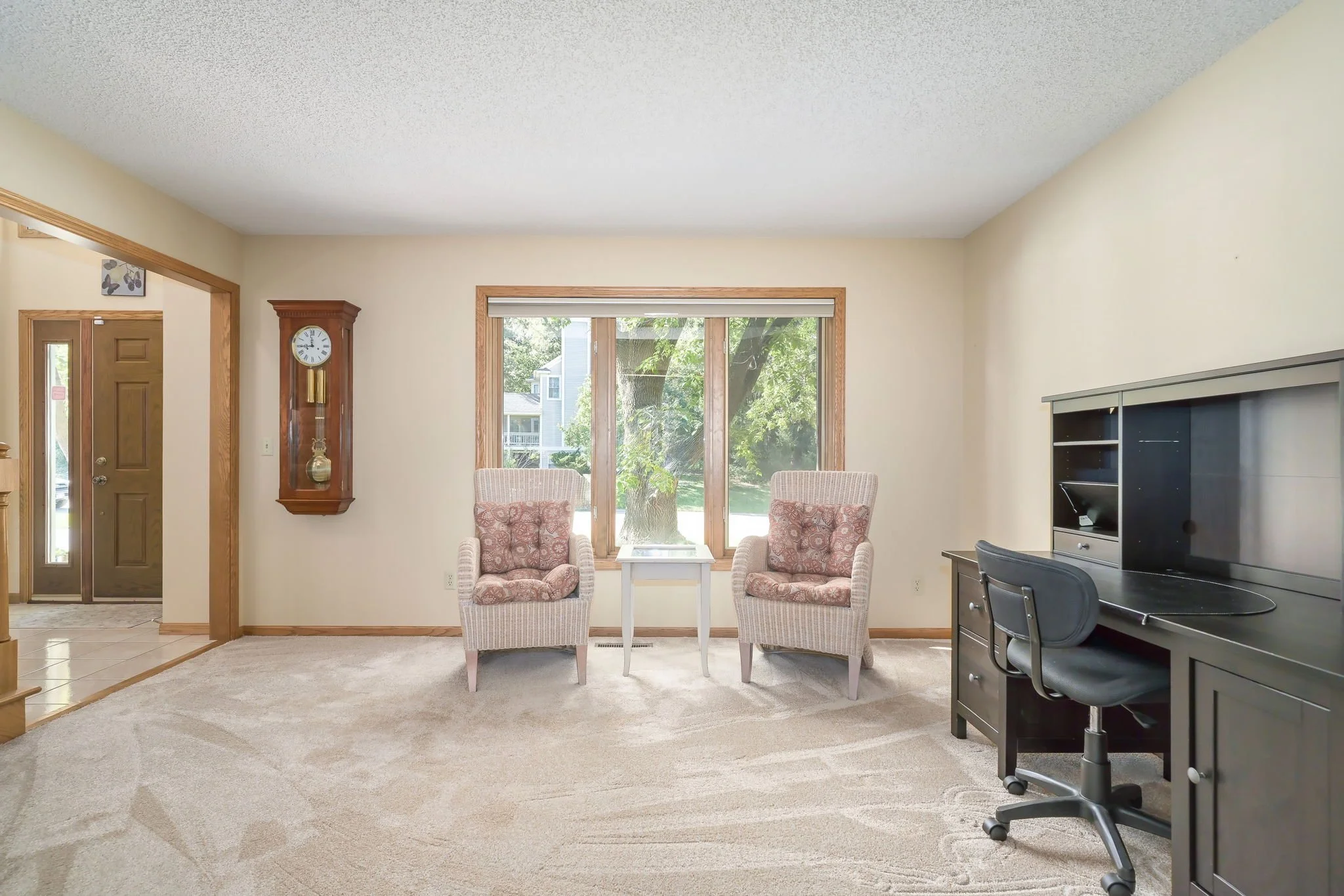 38-web-or-mls-champlin Interior-32.jpeg