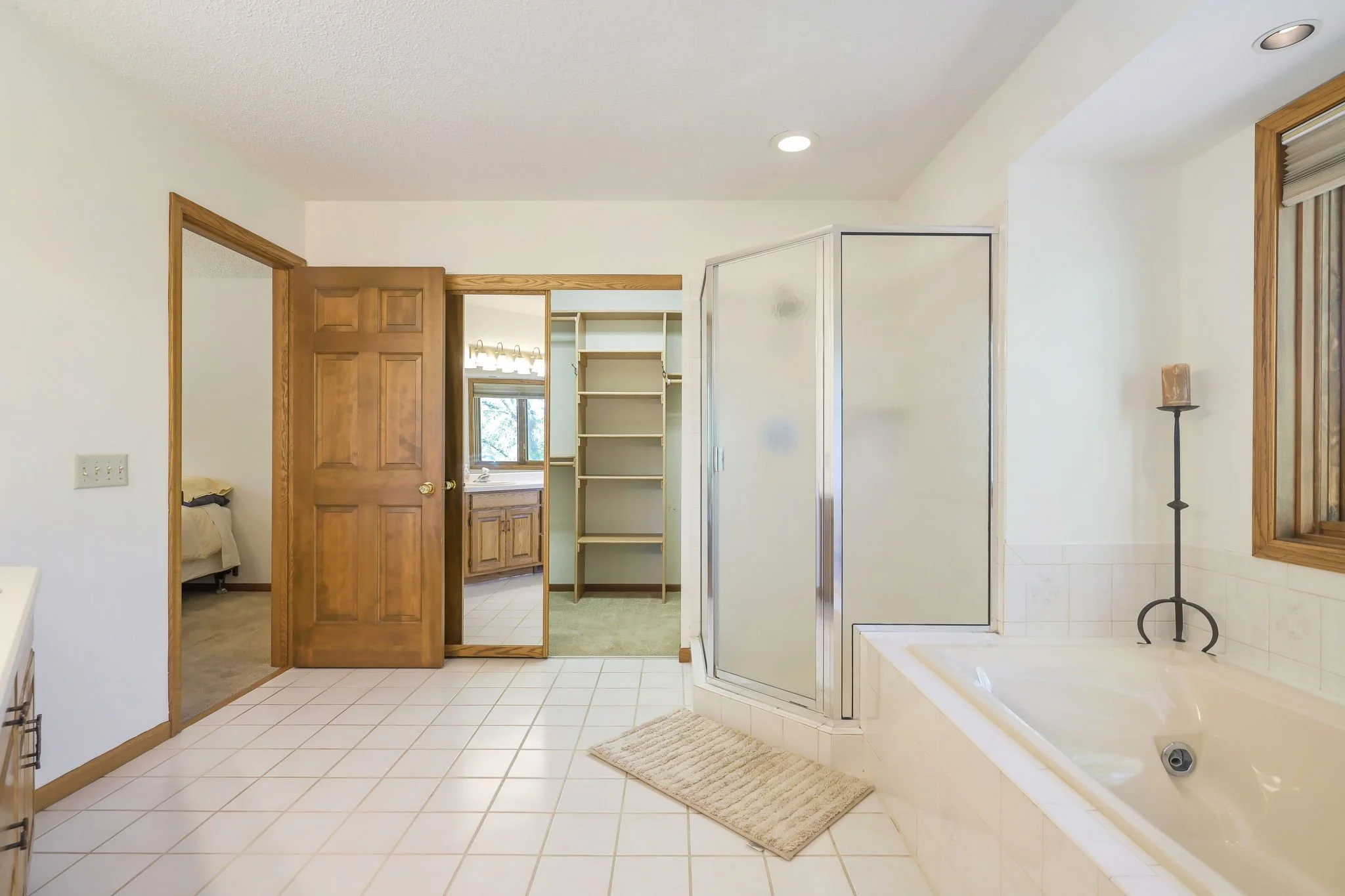 52-web-or-mls-champlin Interior-18.jpeg