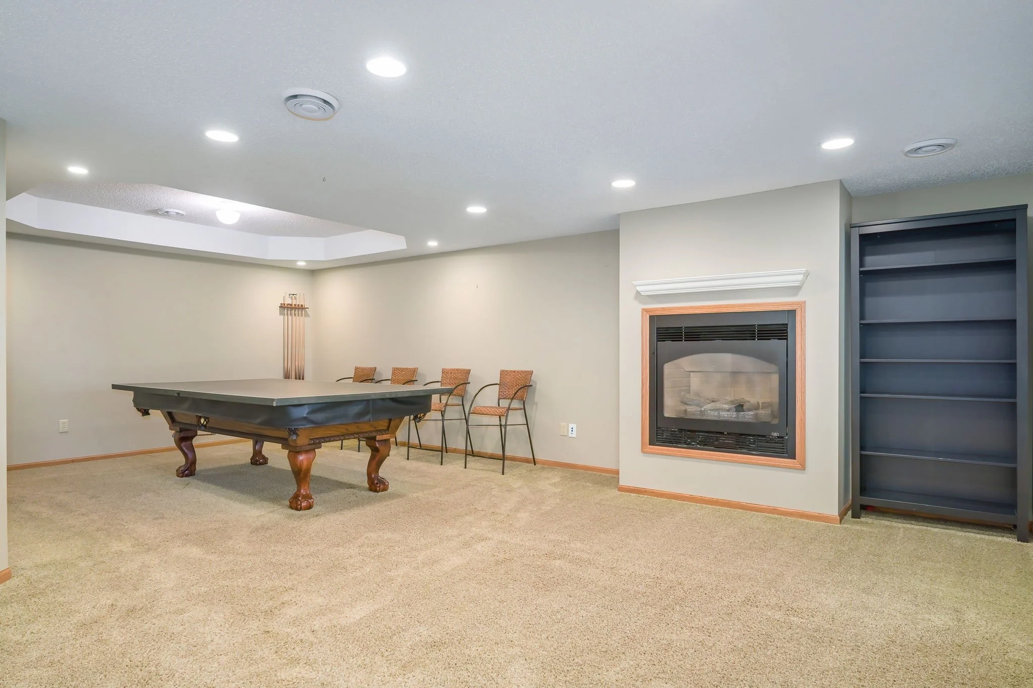 65-web-or-mls-champlin Interior-05.jpeg