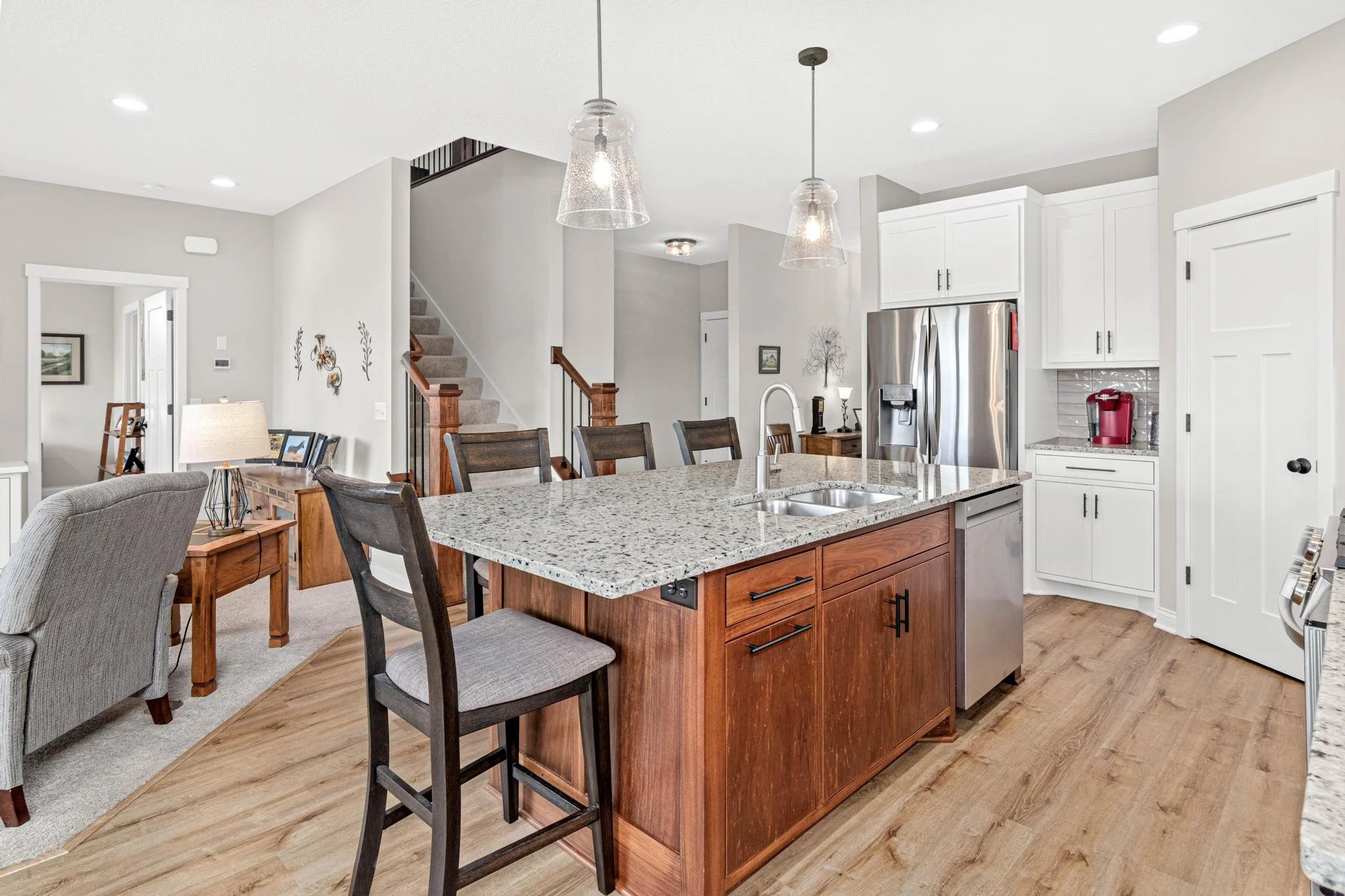 29264 Kenwood Way - StainlessMN-10.jpg