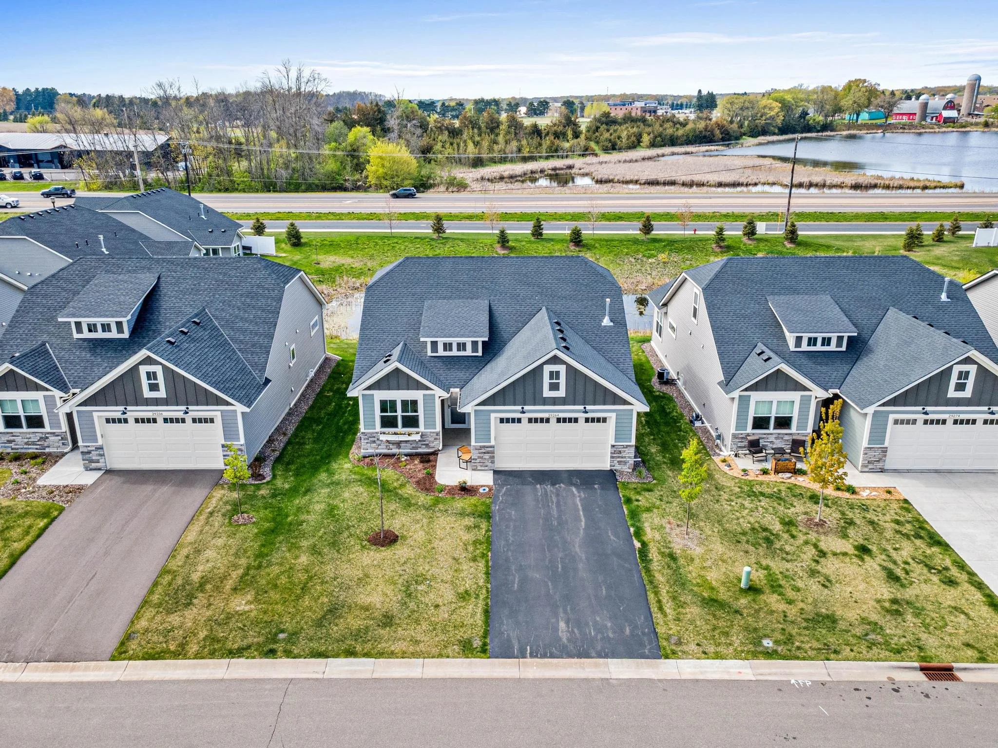 29264 Kenwood Way - StainlessMN-43.jpg