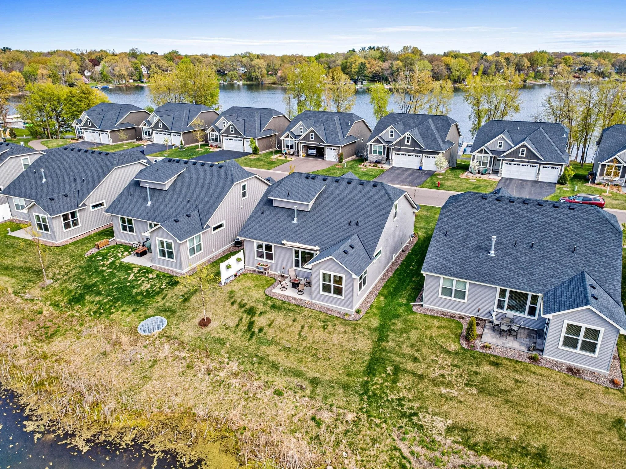 29264 Kenwood Way - StainlessMN-46.jpg