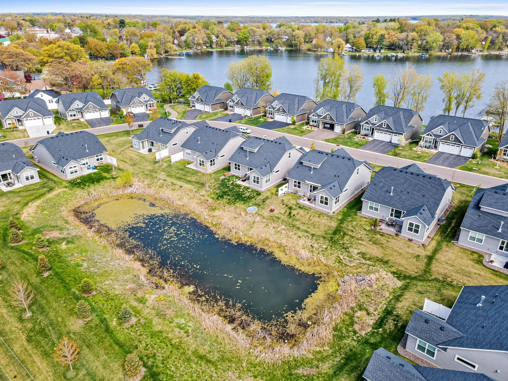 29264 Kenwood Way - StainlessMN-49.jpg