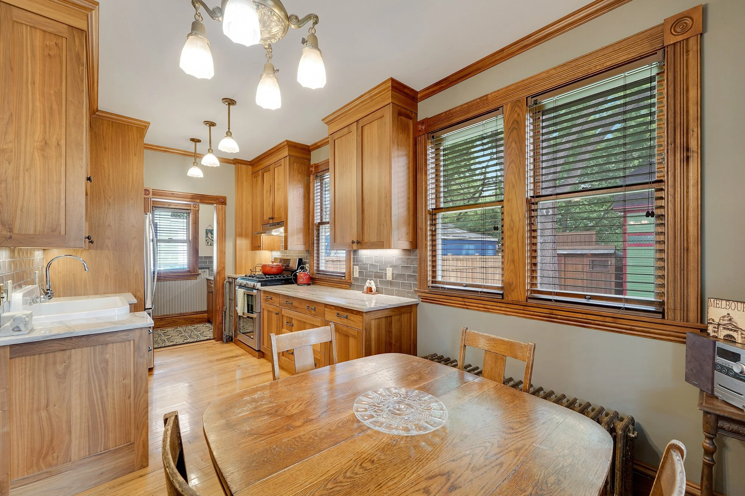 8710Photography-High-Resolution-280-Duke-Street-Saint-Paul-MN-55102-27.jpg