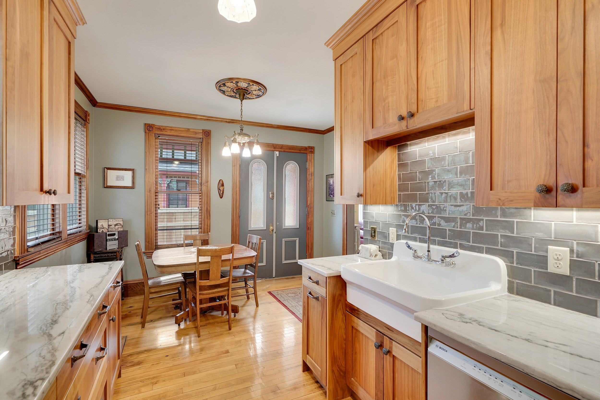 8710Photography-High-Resolution-280-Duke-Street-Saint-Paul-MN-55102-31.jpg