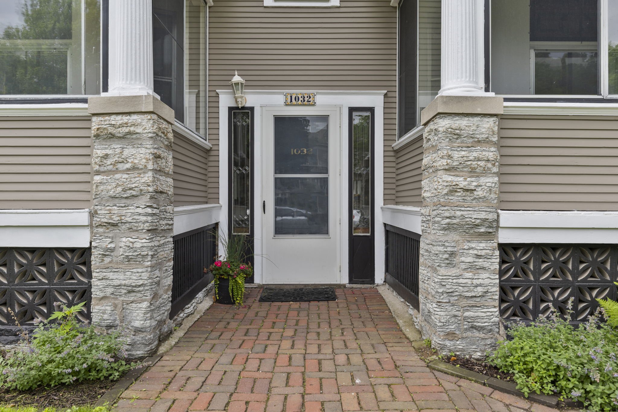 6-web-or-mls-1032 Portland Ave-144.jpg