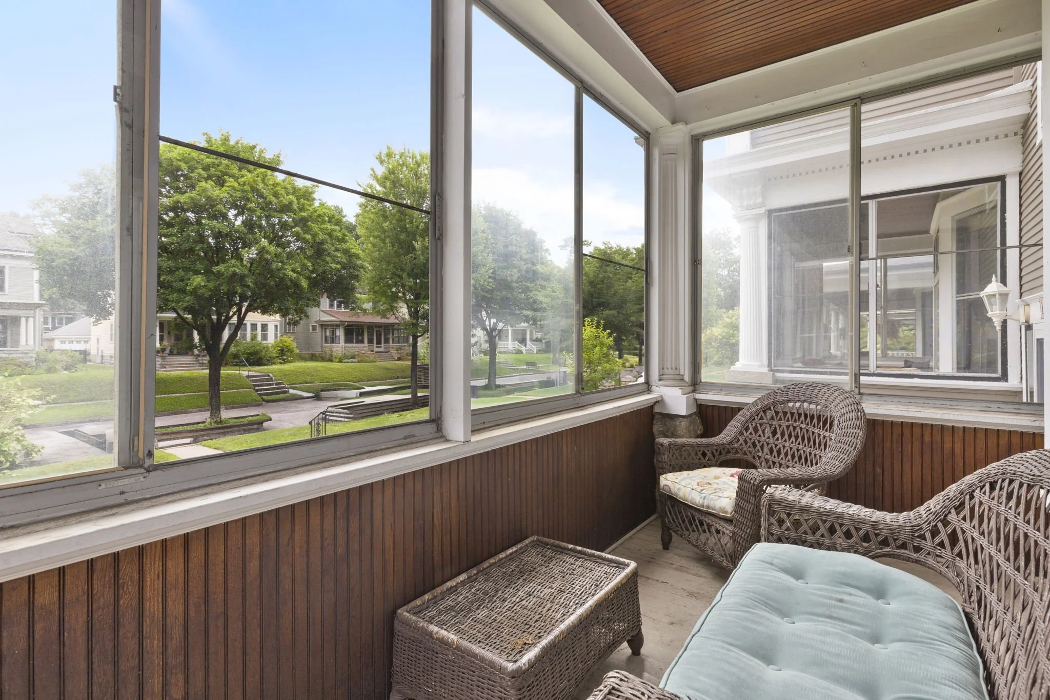 19-web-or-mls-1032 Portland Ave-54.jpg
