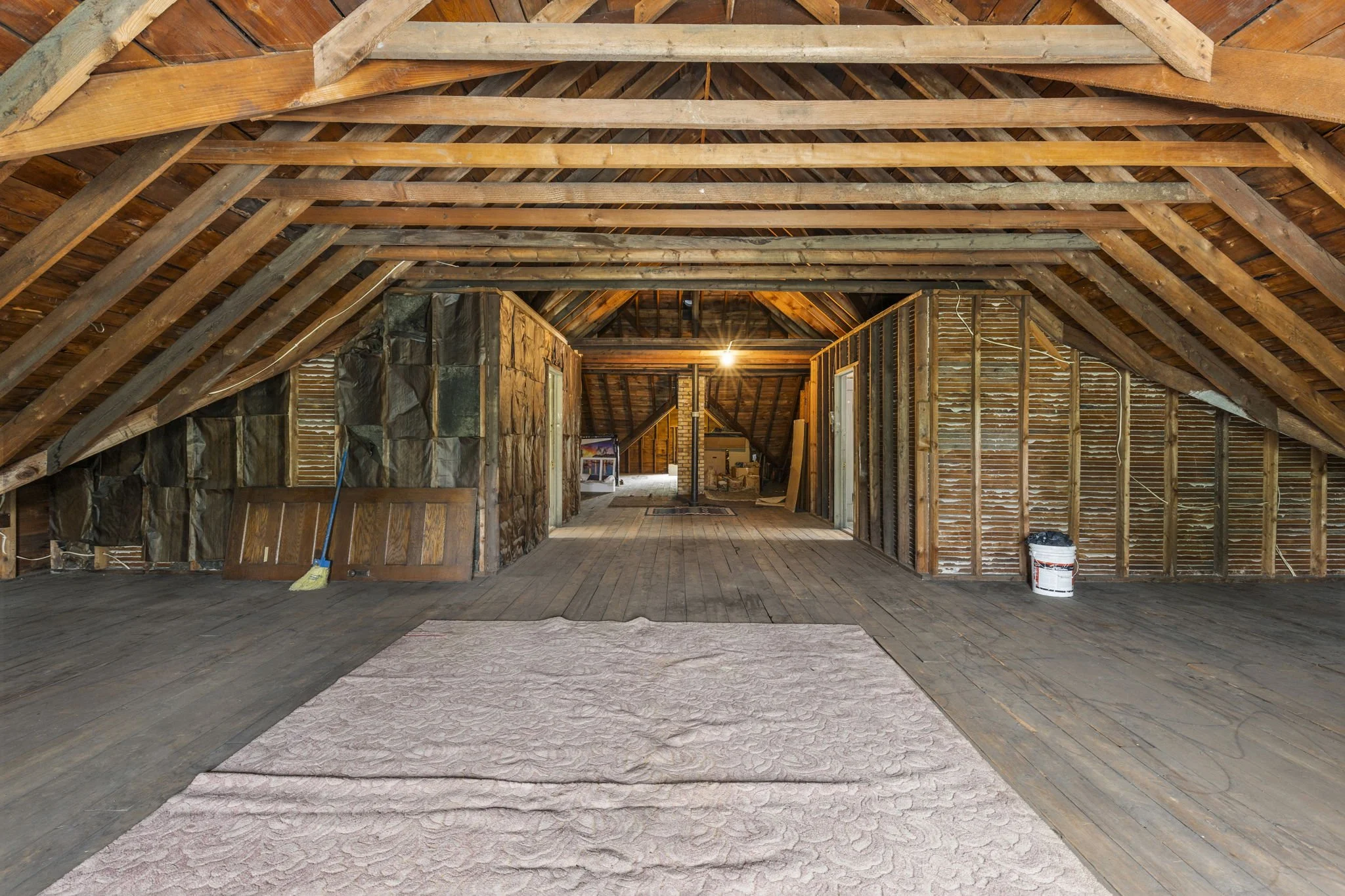 42-web-or-mls-1032 Portland Ave-123.jpg