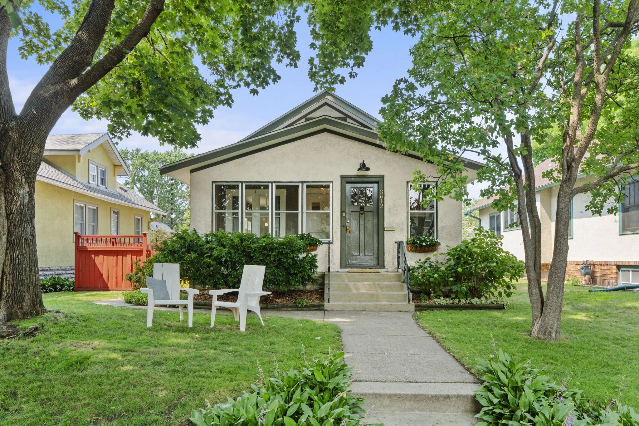 5-web-or-mls-3612 S 39th Ave-13.JPG