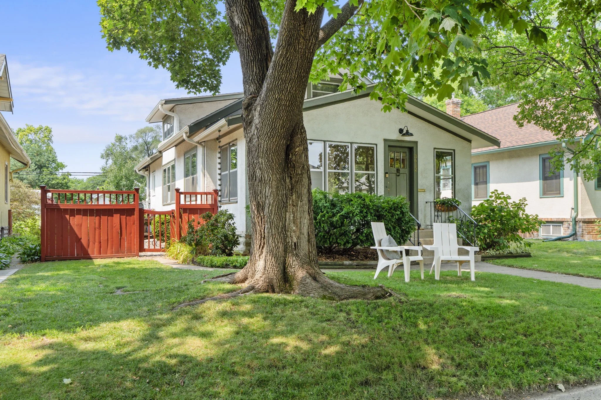 6-web-or-mls-3612 S 39th Ave-23.JPG