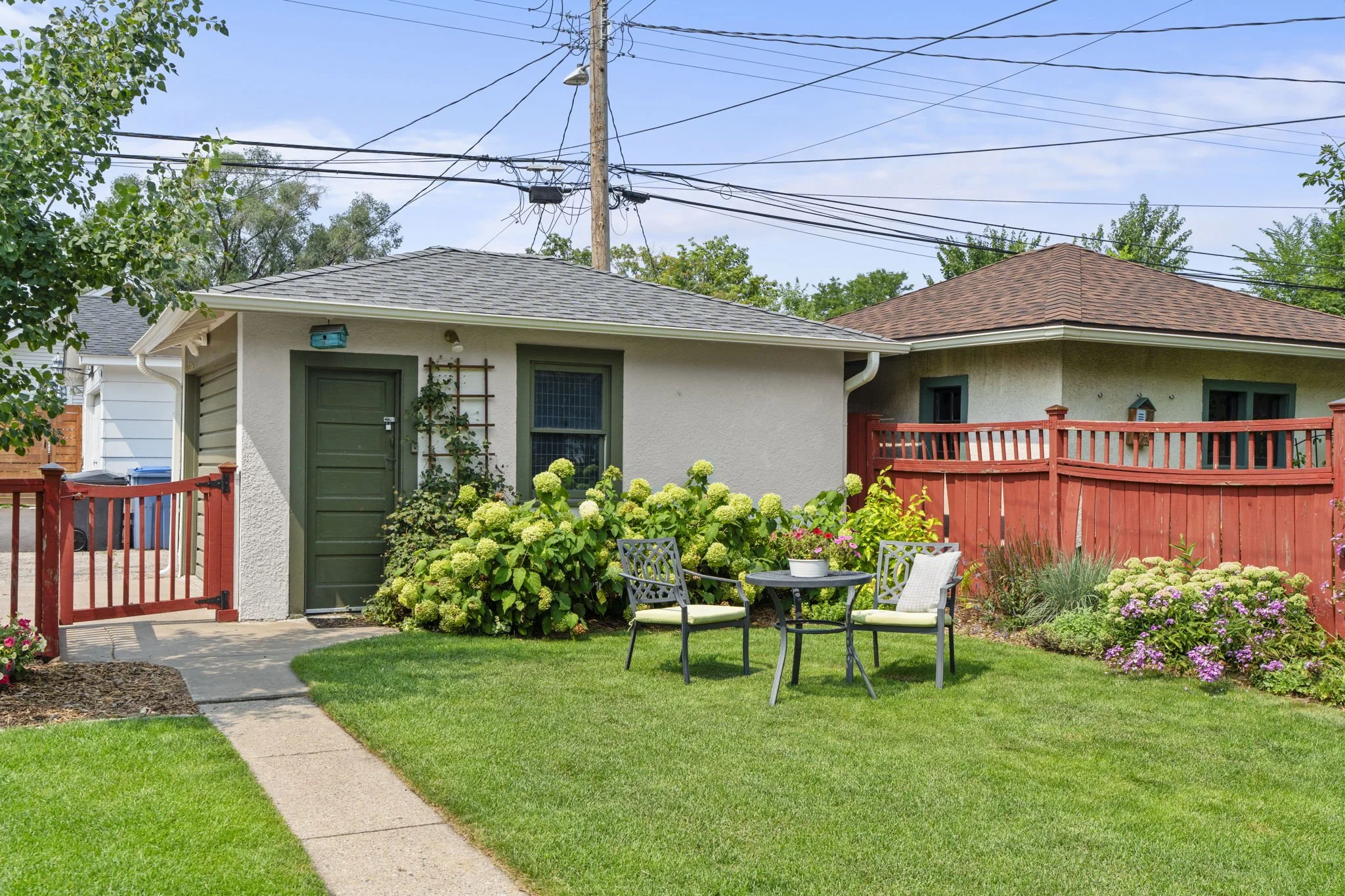66-web-or-mls-3612 S 39th Ave-68.JPG