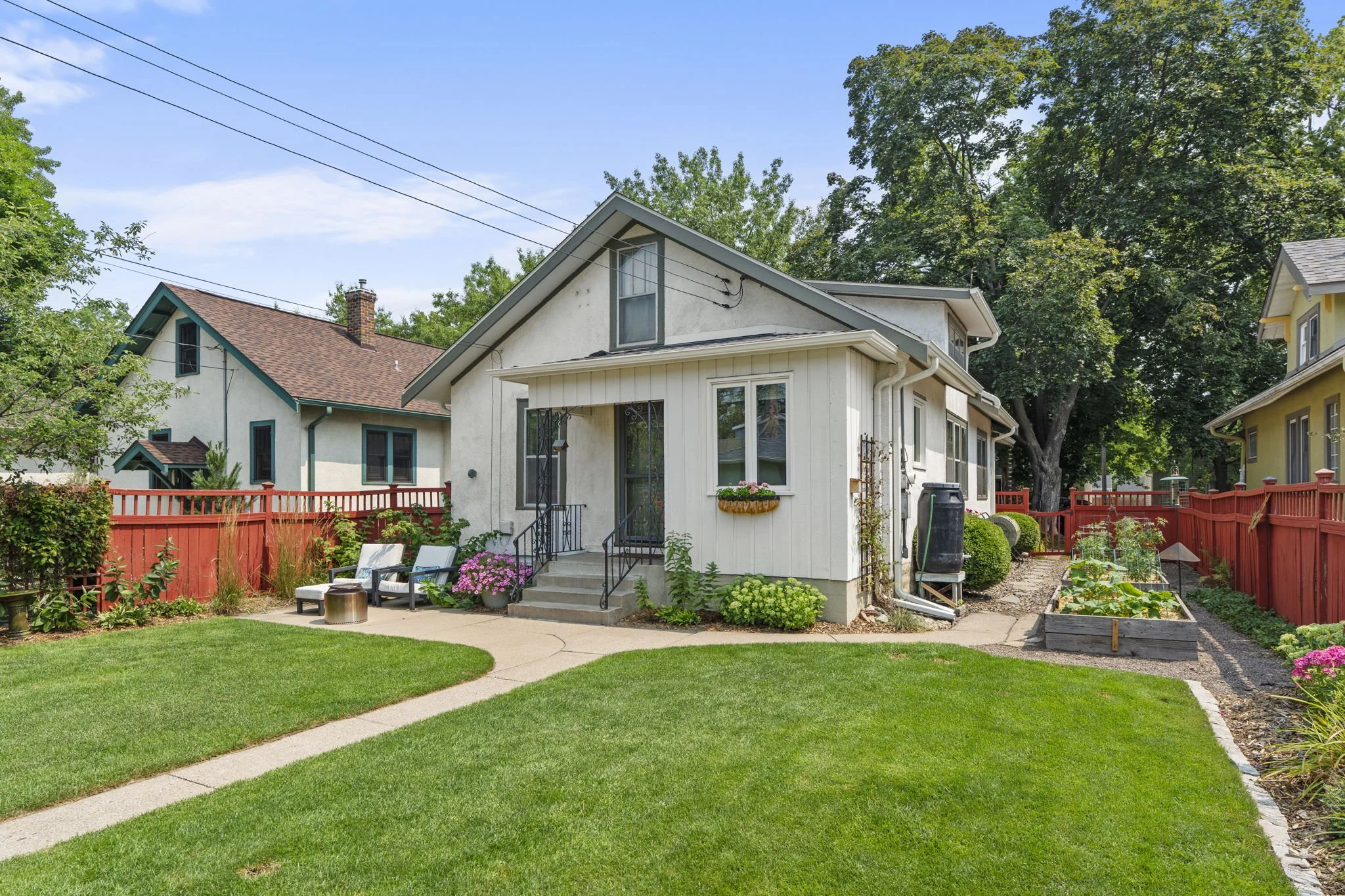71-web-or-mls-3612 S 39th Ave-93.JPG