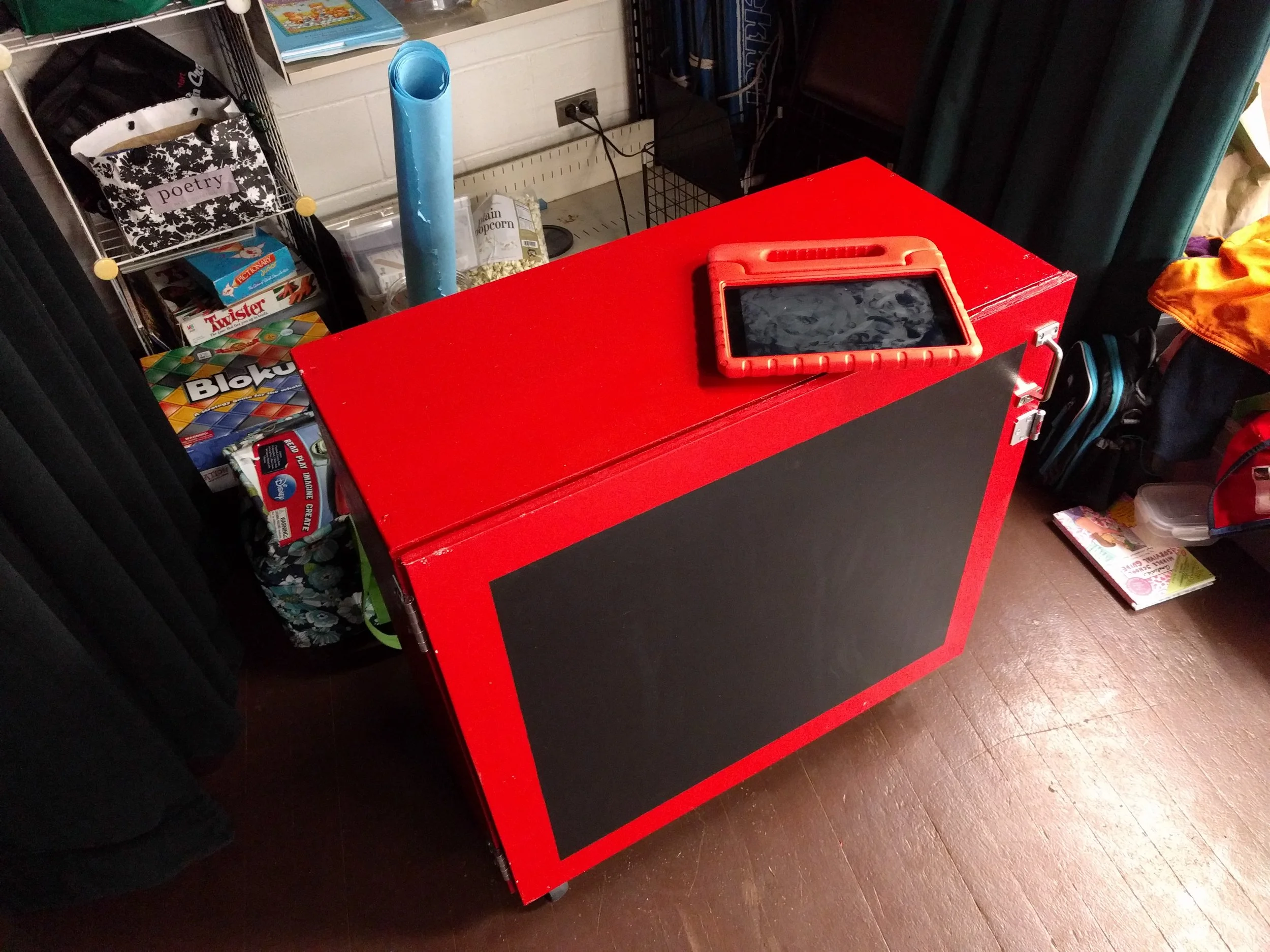 Tablet Cabinet for School
