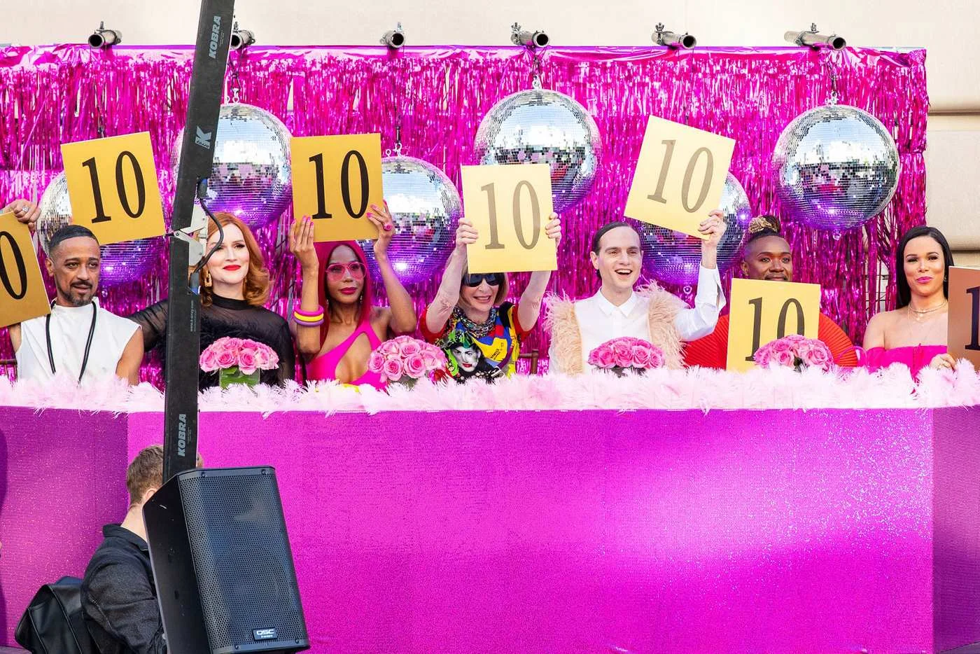 “Battle of the Legends: Vogueing at the Met” judged by Anna Wintour