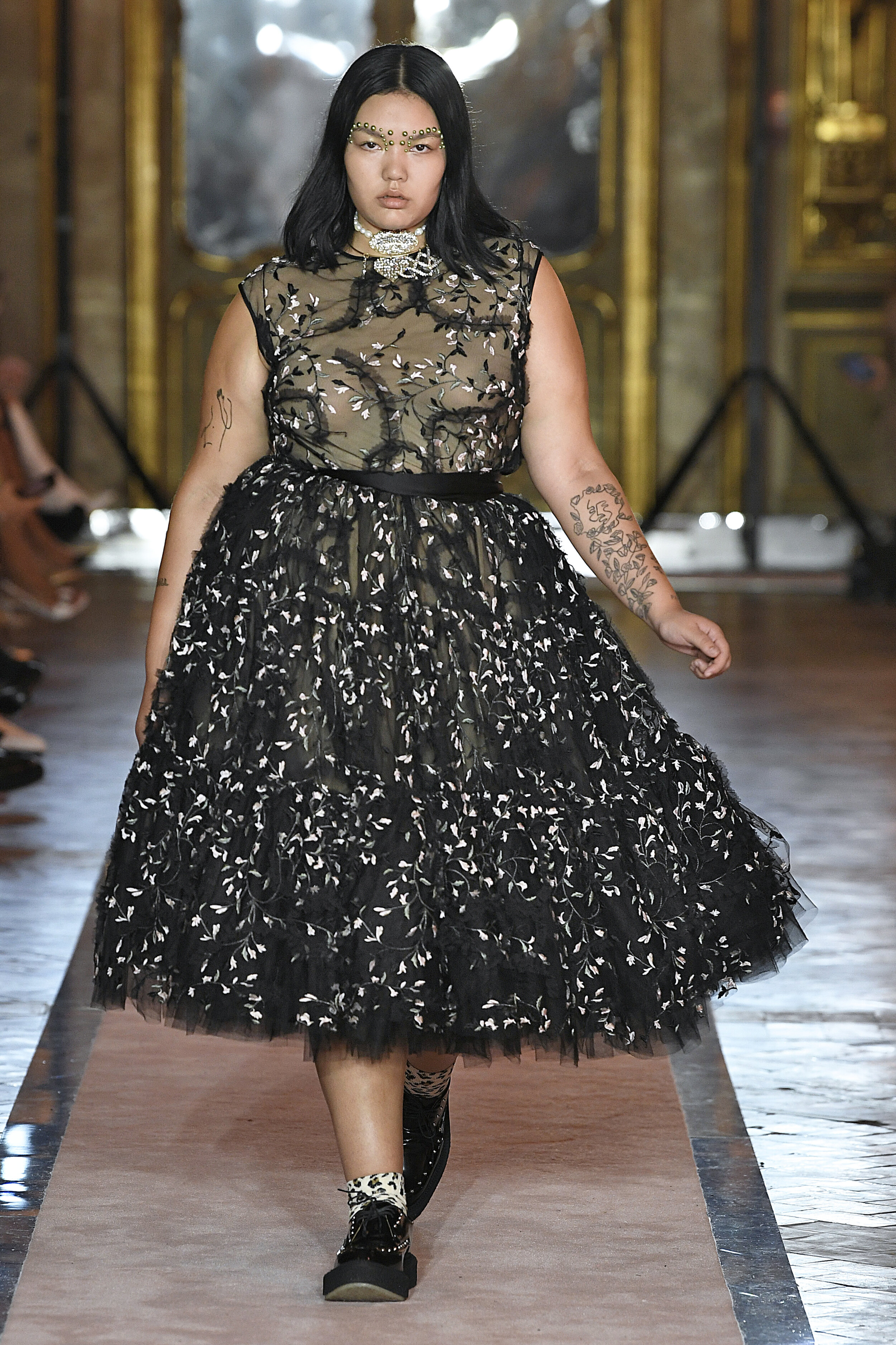 giambattistavalli-x-hm-event-runway-41.jpg