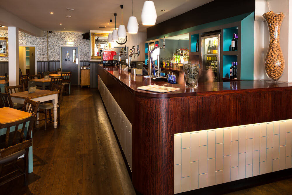 Sleepers Hull Bar Interior Design