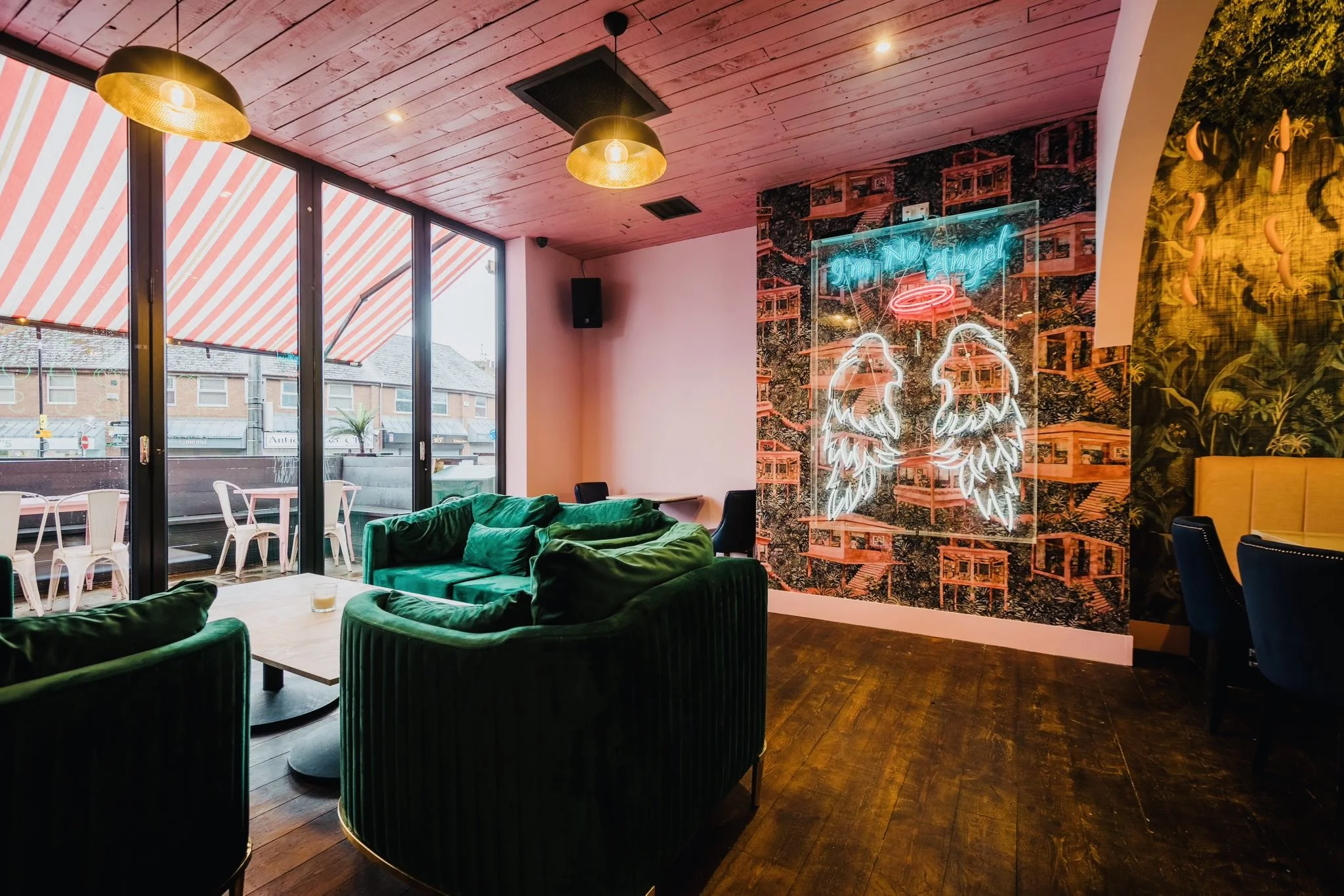 TREEHOUSE HESSLE 2.jpg