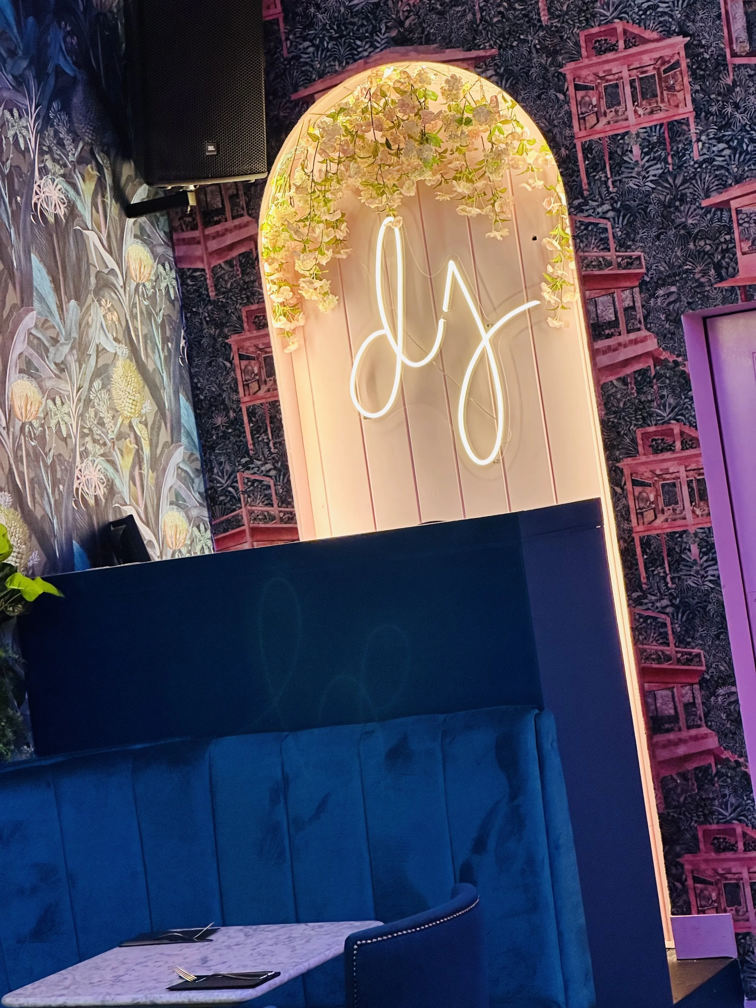 TREEHOUSE HESSLE 11.jpg