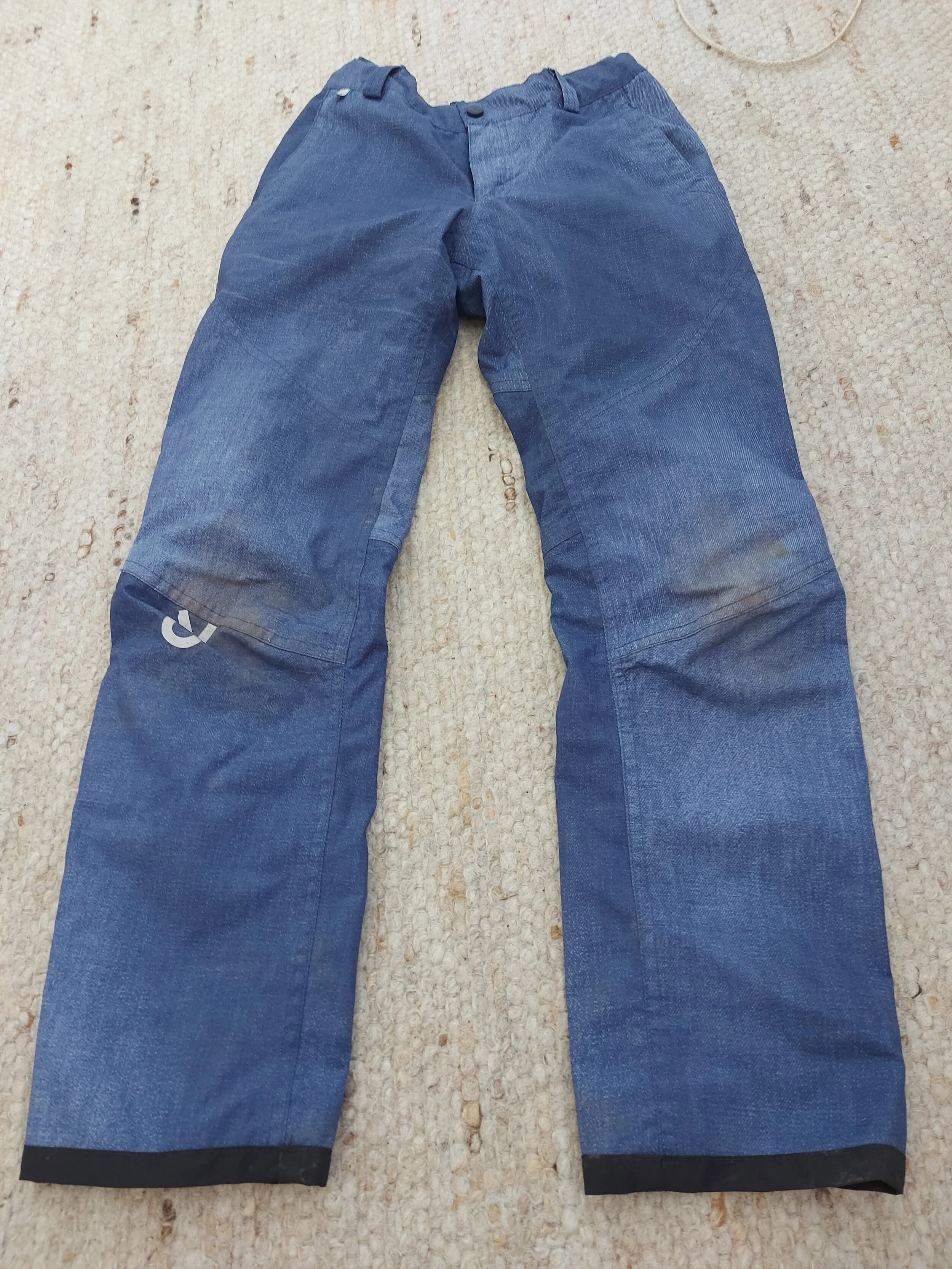 Nr. 6 Hose
