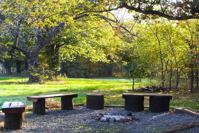 11. fire pit area.JPG