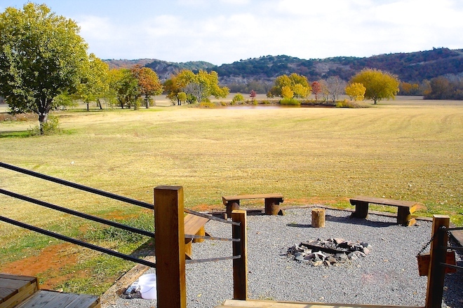 10. fire pit area.JPG