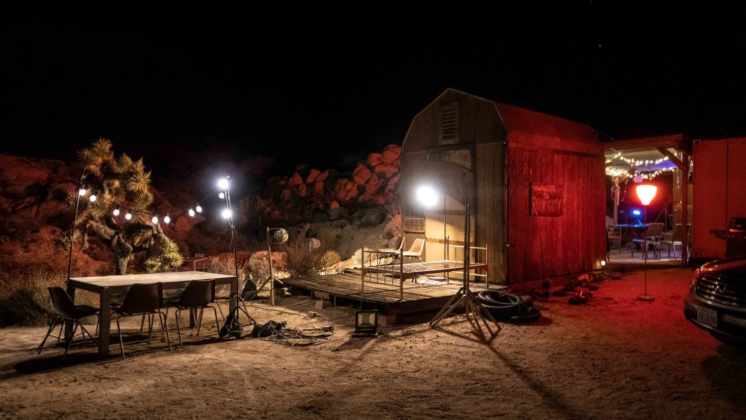 Barn-and-table-chairs.-MPP04971.jpg