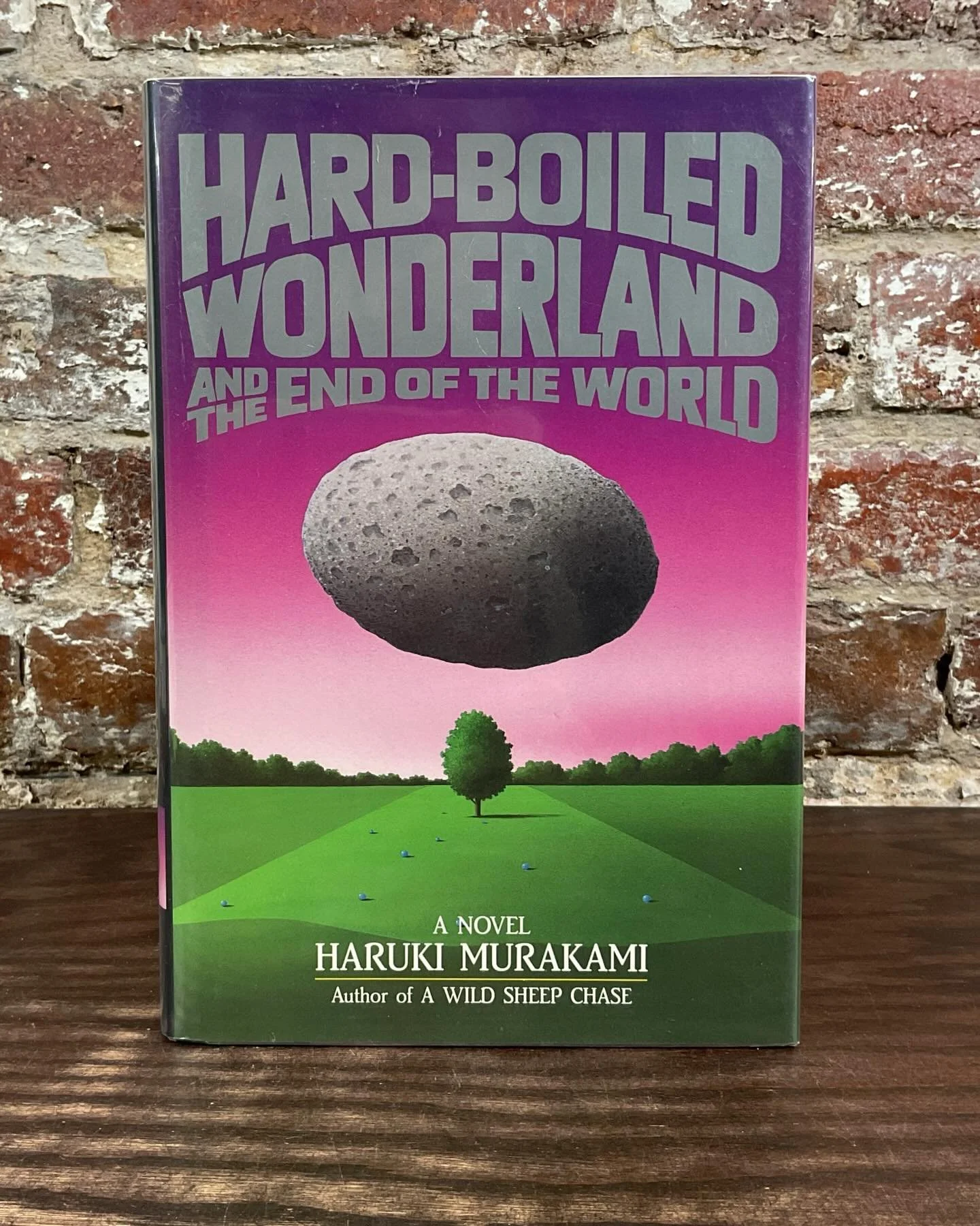 Holiday Collectibles 💎 for your browsing pleasure! we&rsquo;ve selected some of the finest rare gems in our collection that would make a great gift for that verrrry special someone in your life. highlights include signed firsts of HOUSE OF LEAVES an