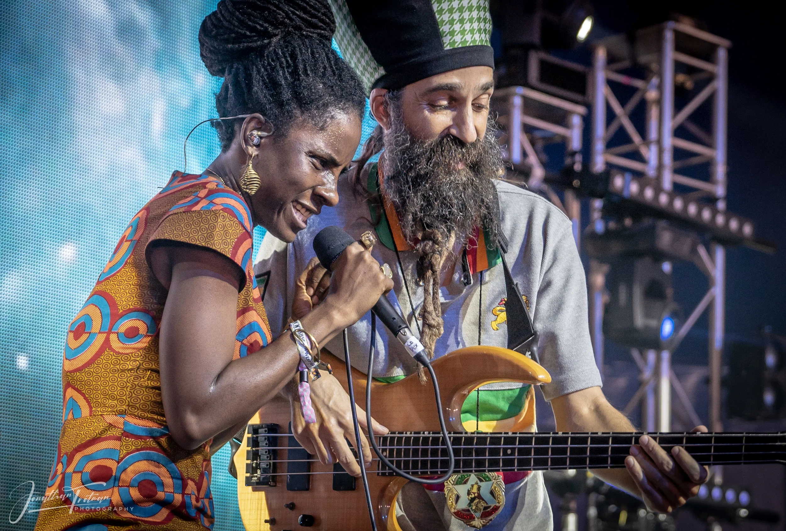 JAH9-07555.jpg