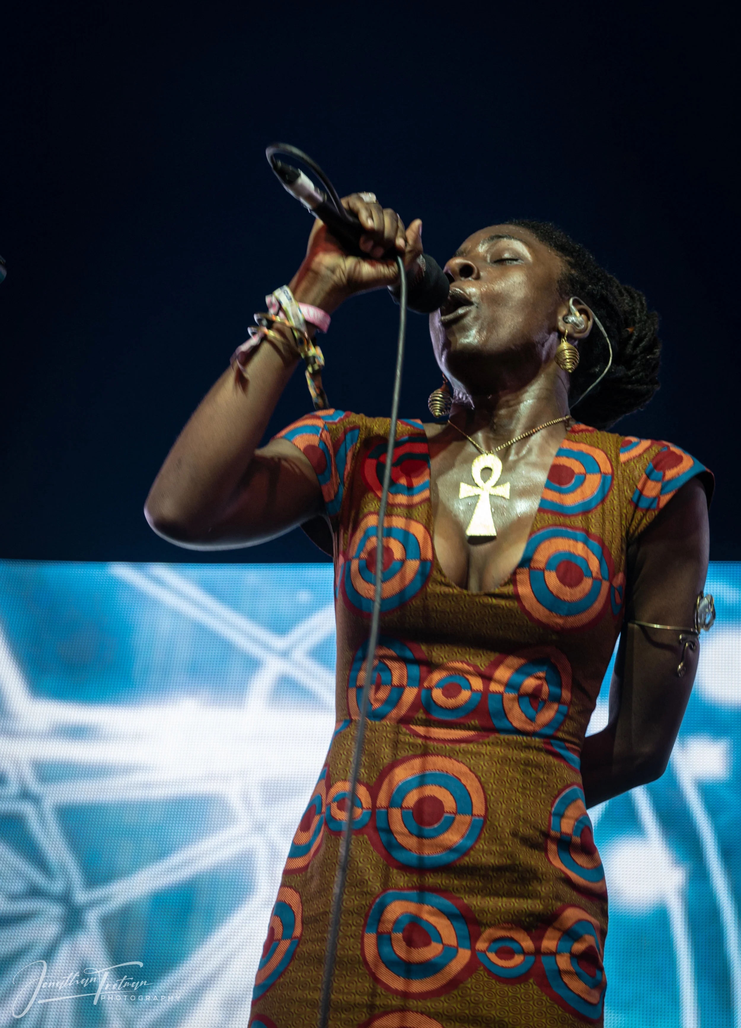 JAH9-07675.jpg