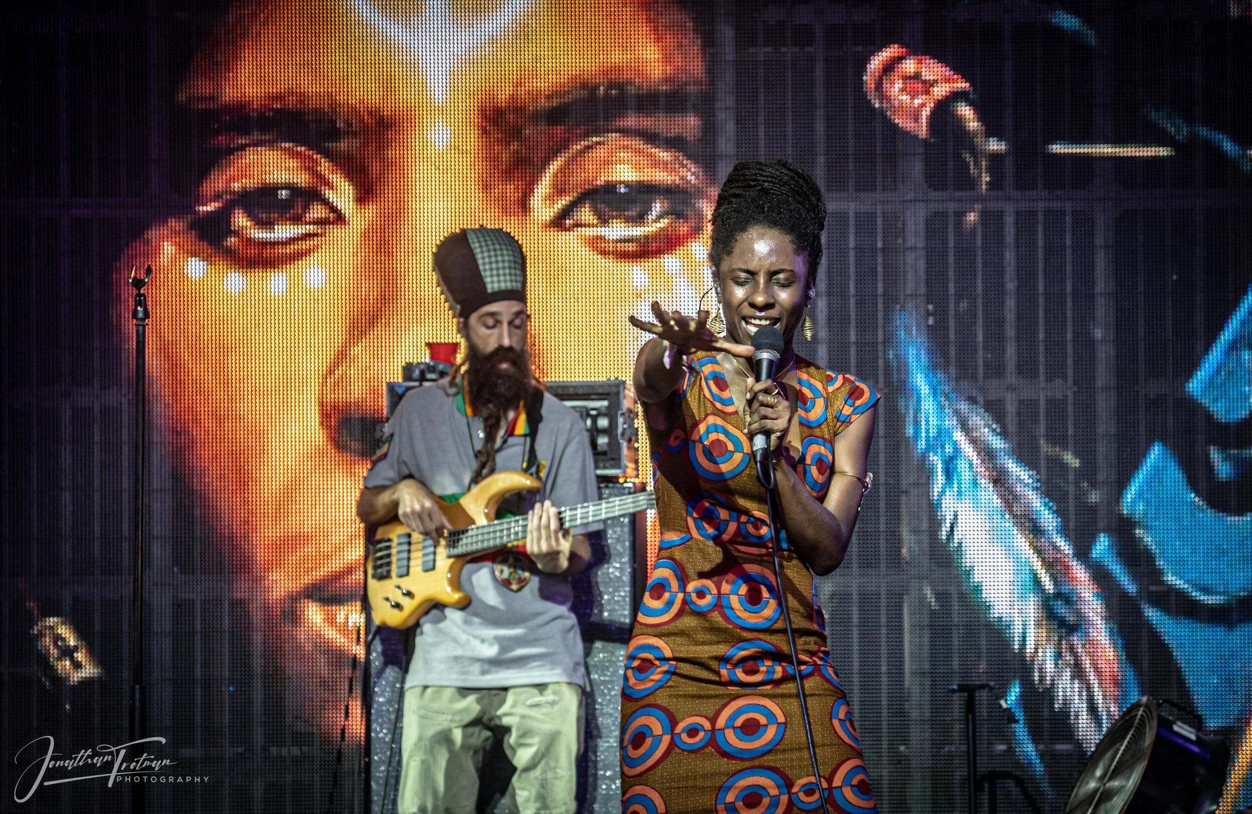 JAH9-07710.jpg