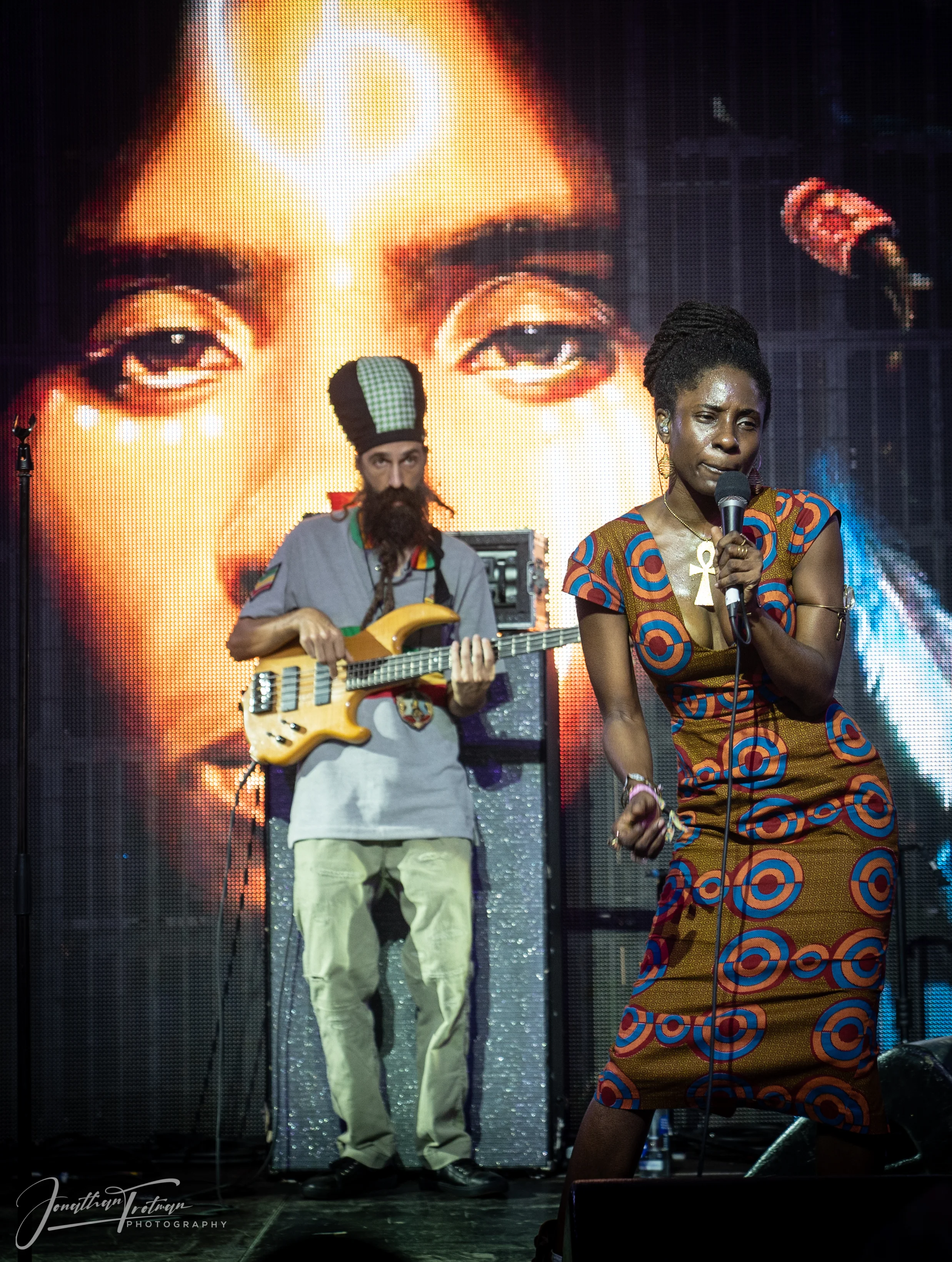 JAH9-07712.jpg