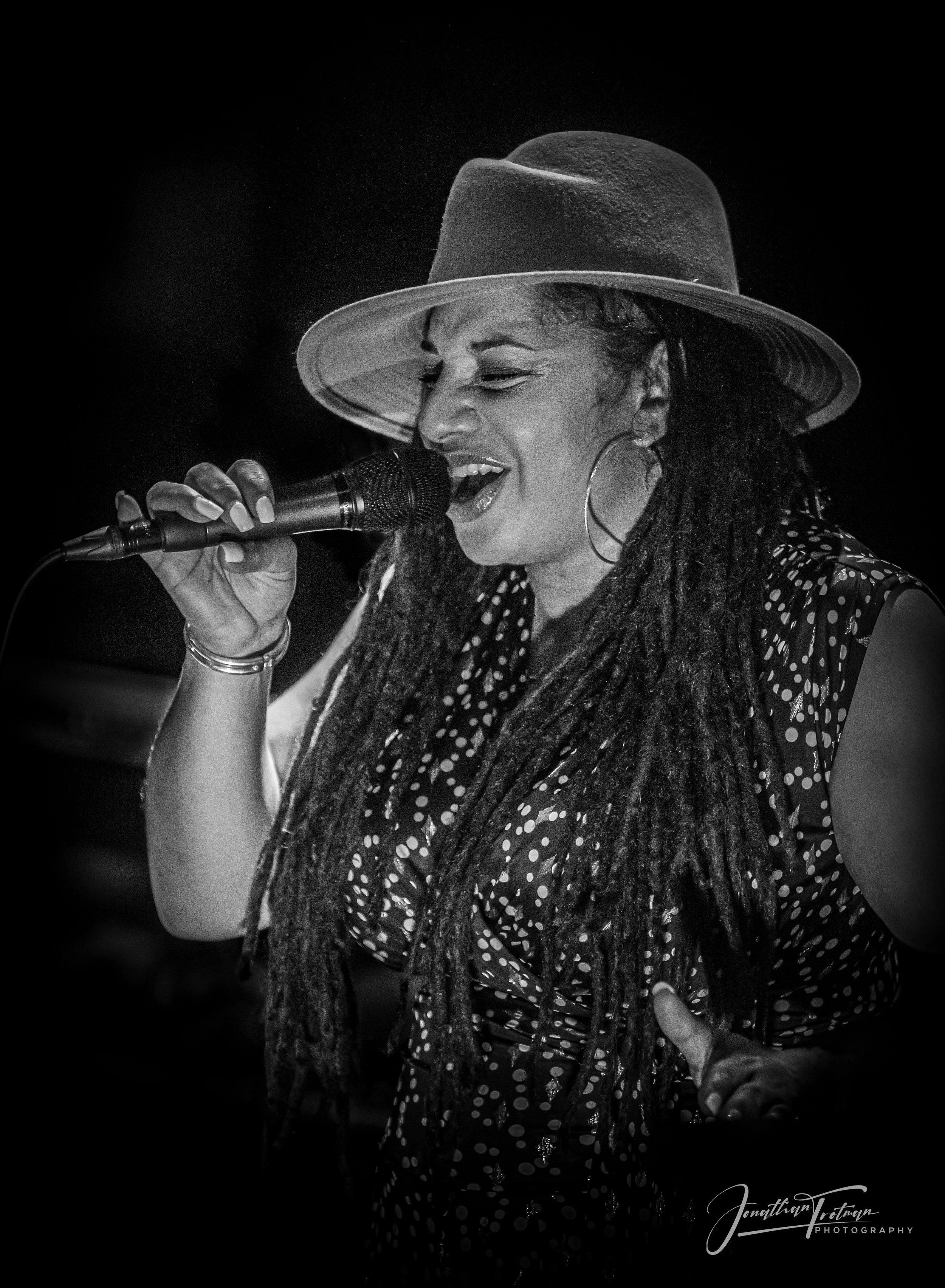 Imani and James Sept 2019-06961-2.jpg