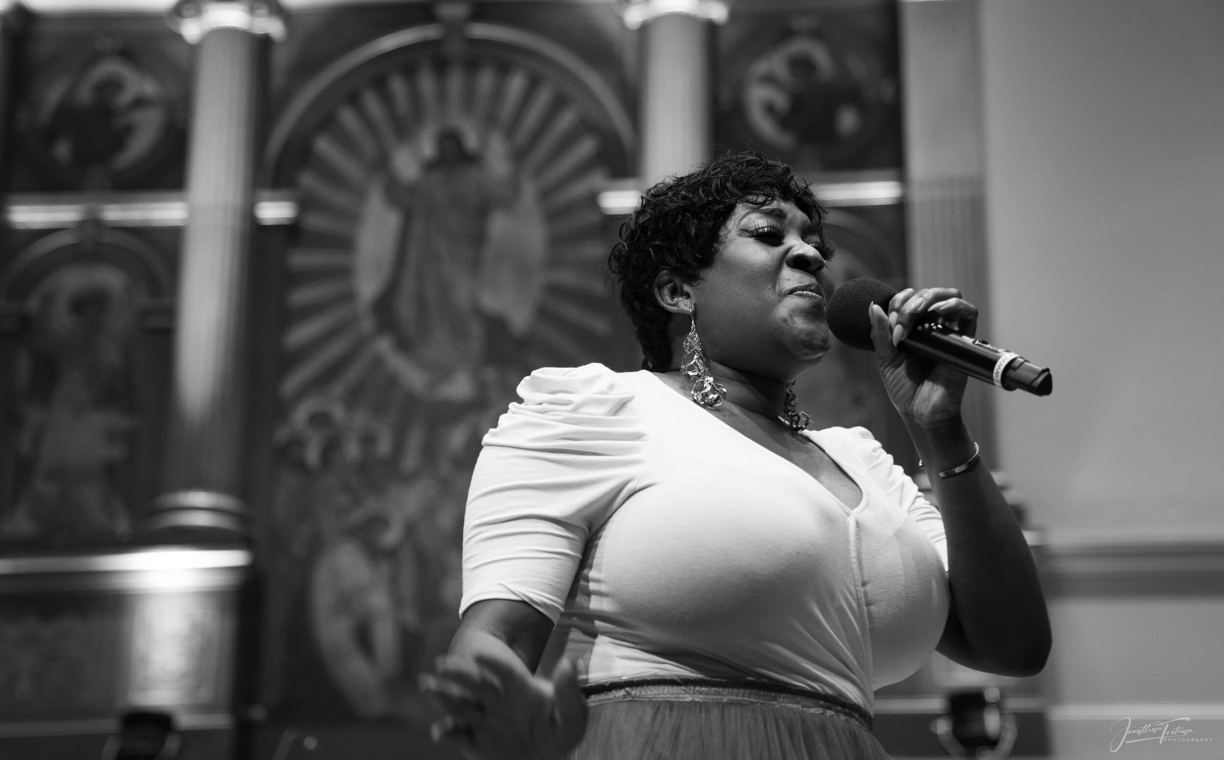 The Renewal Choir 2019-295.jpg