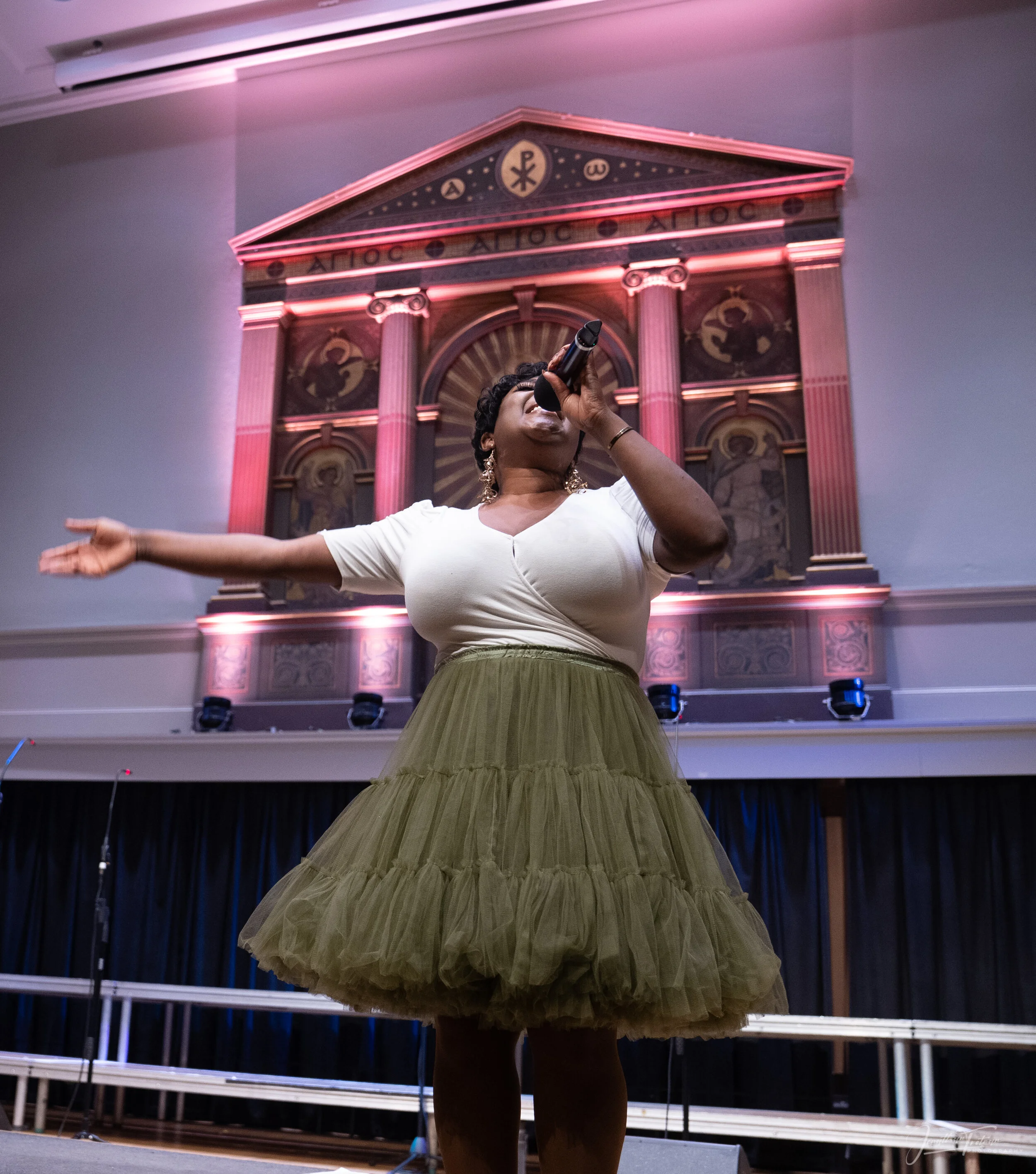 The Renewal Choir 2019-302.jpg