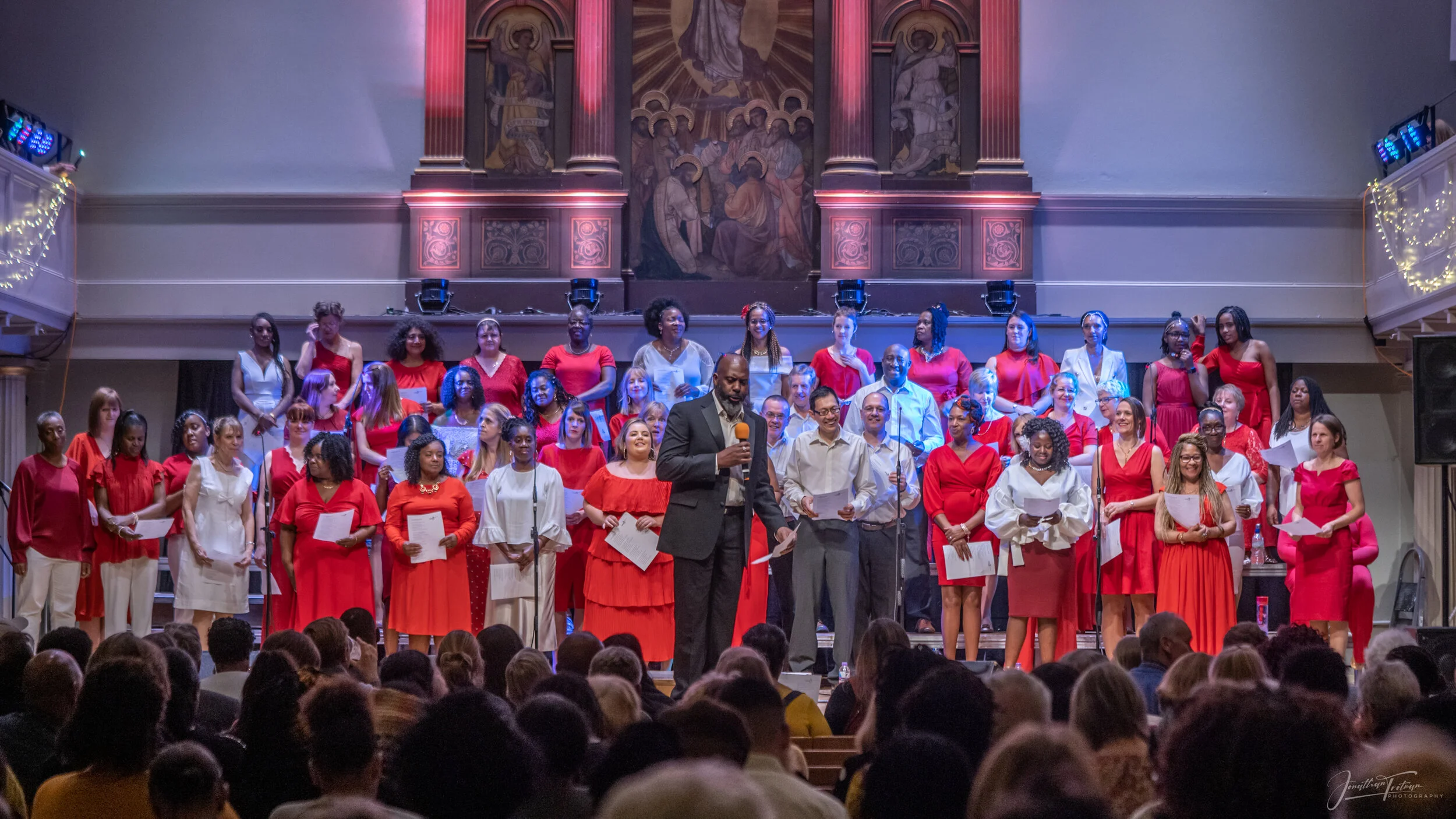 The Renewal Choir 2019-389.jpg