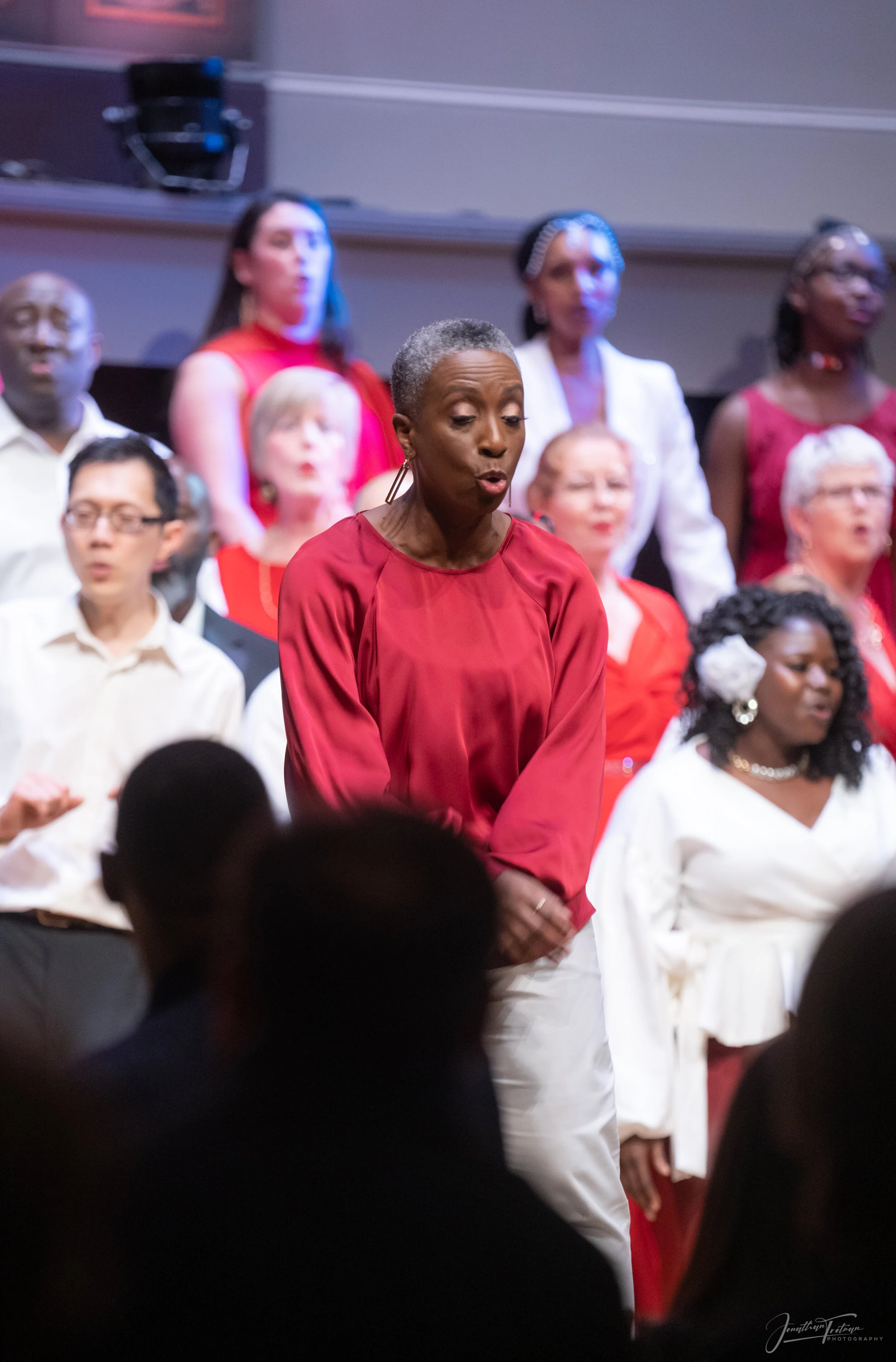 The Renewal Choir 2019-496.jpg
