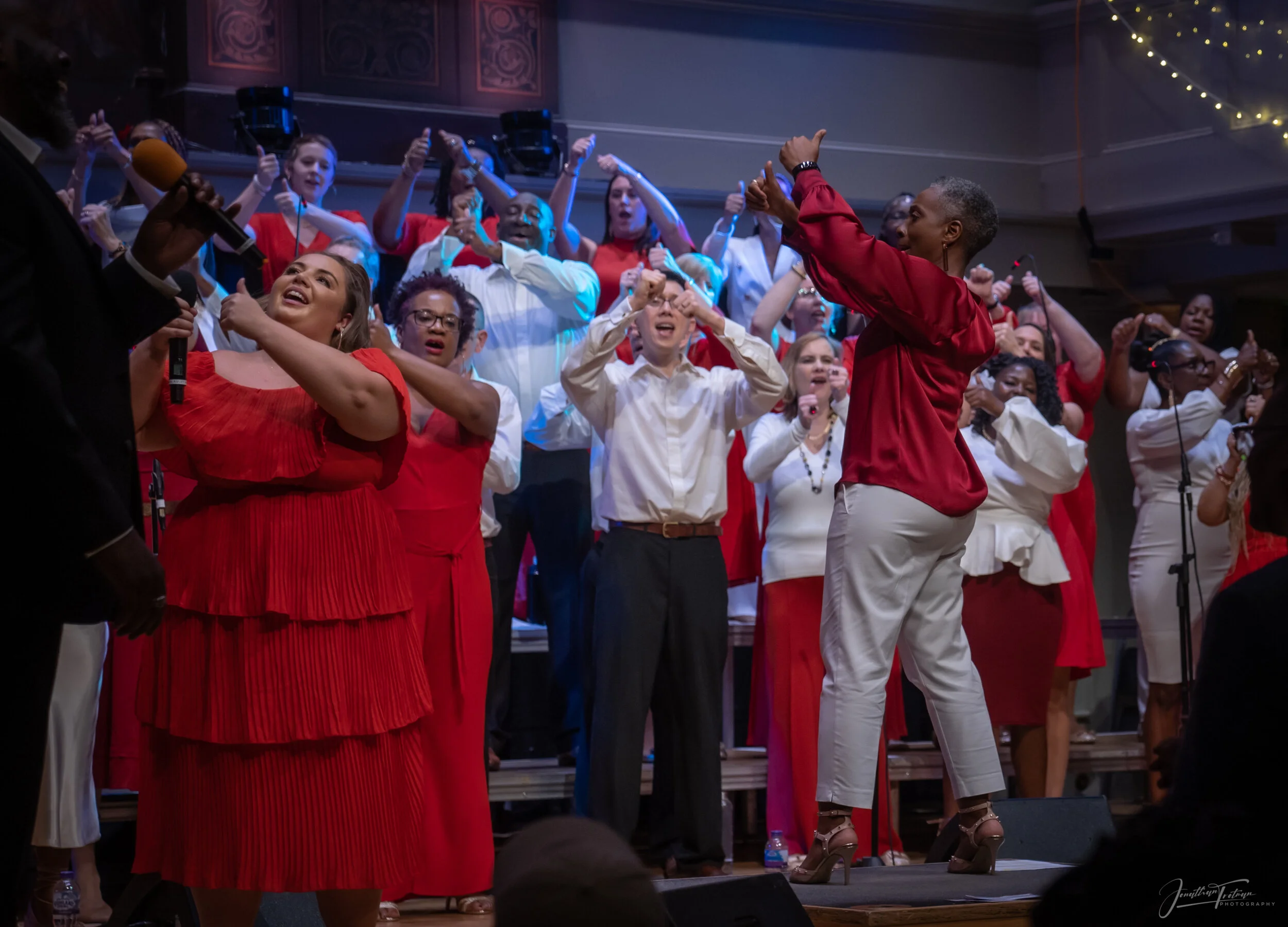 The Renewal Choir 2019-590.jpg