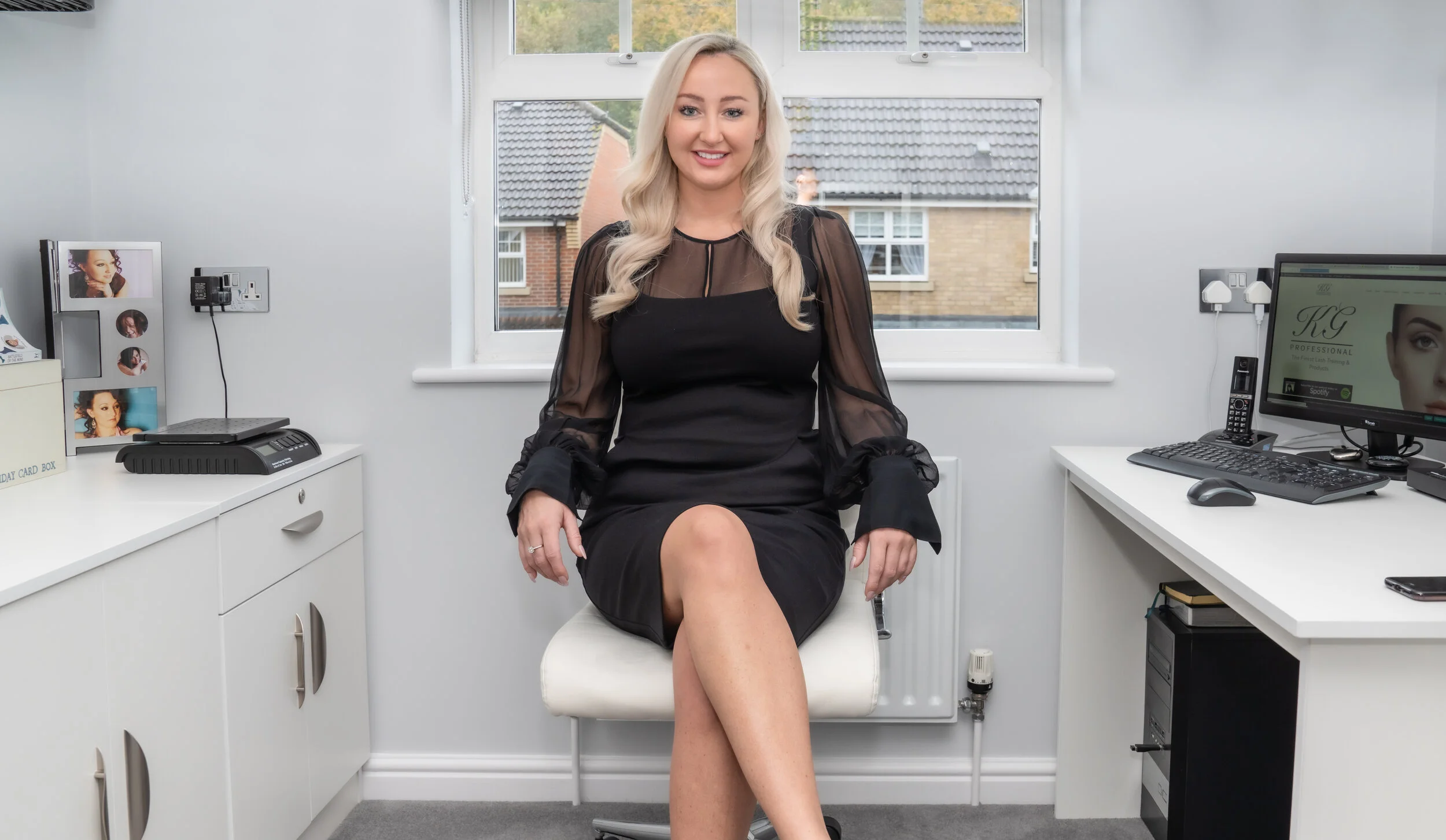 Katie at Home_-11.JPG