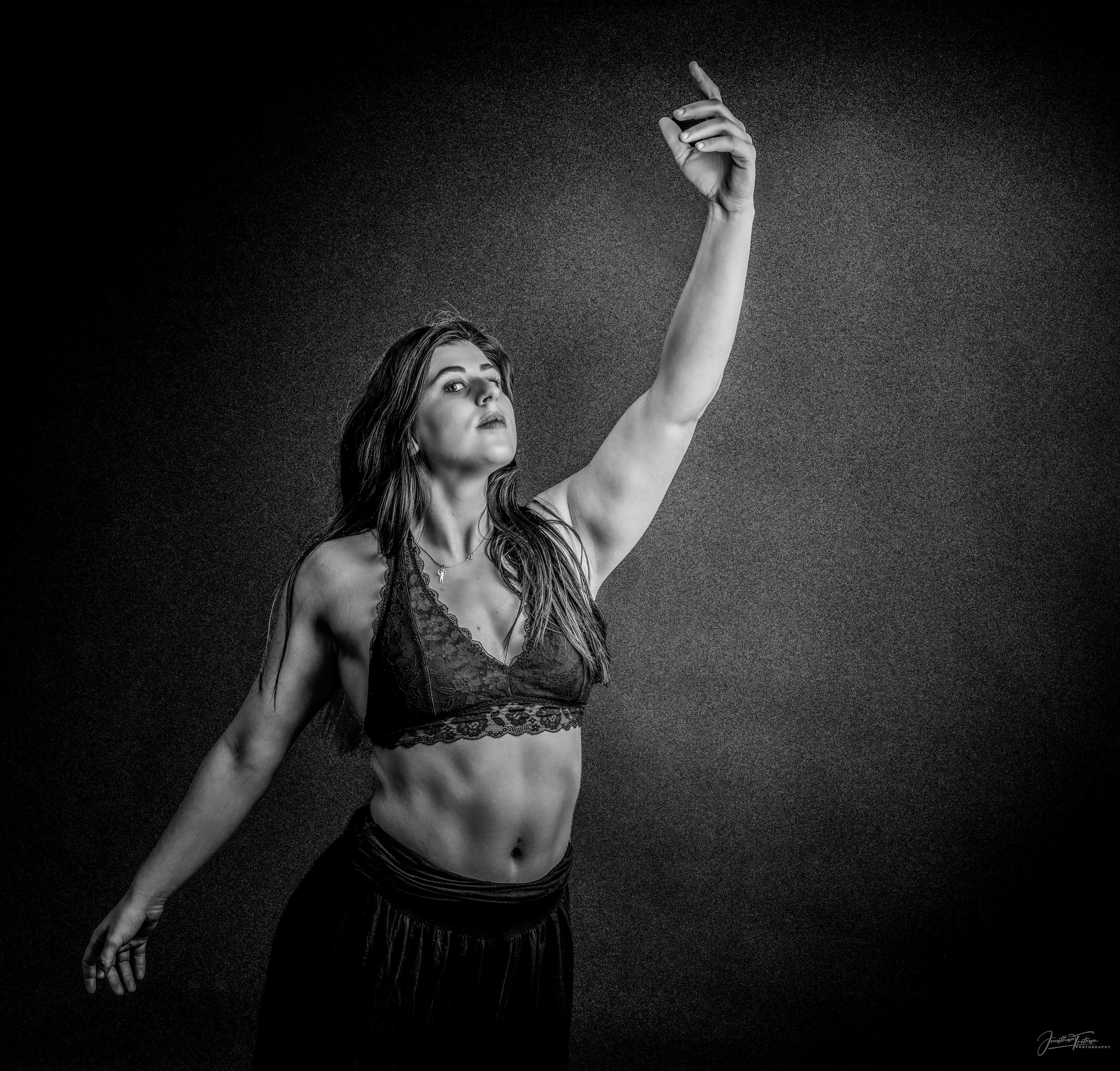 Talia edited B&W 2022-9.jpg