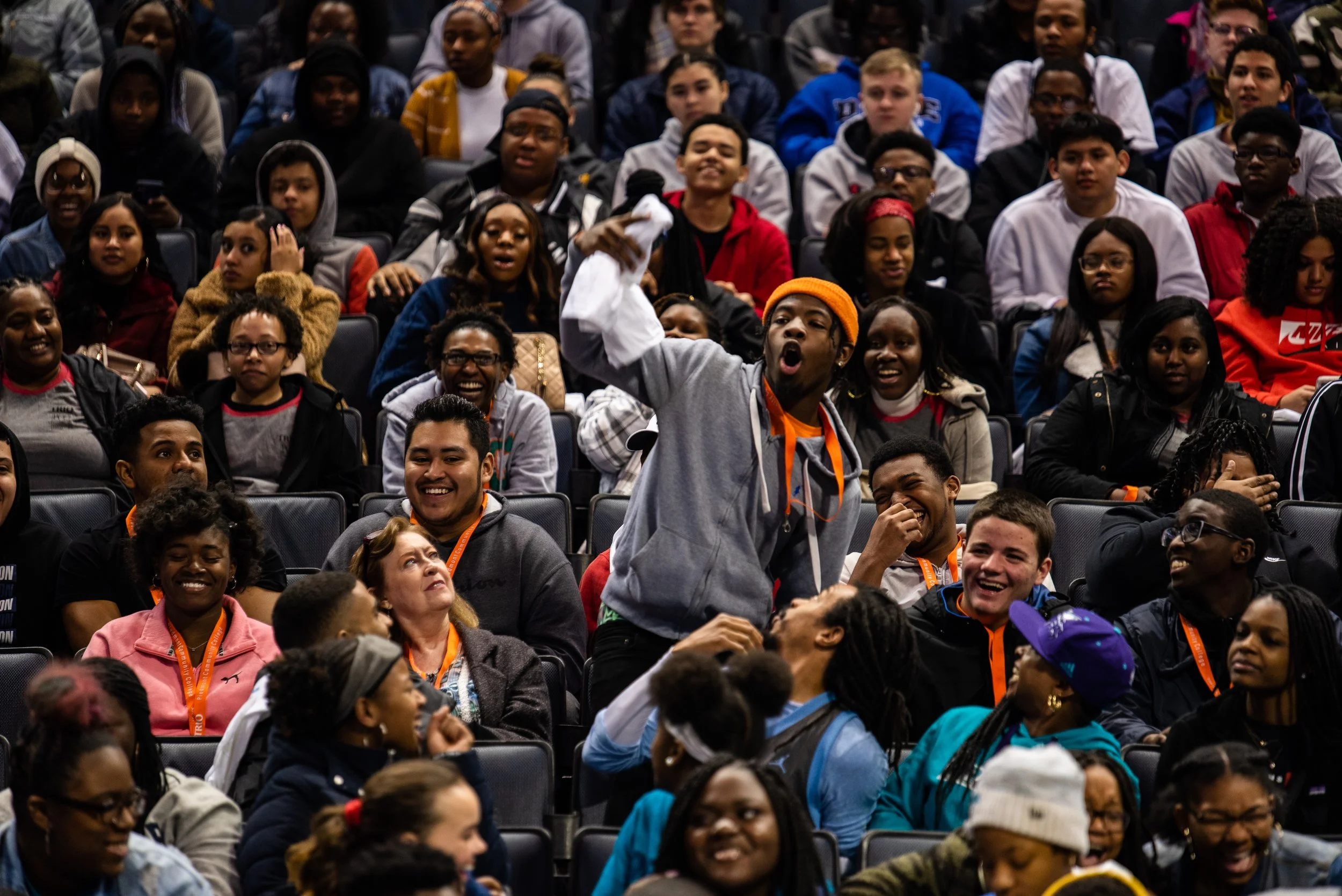CHARLOTTE 2020 (SPECTRUM) - STUDENTS RAISING THEIR HANDS AT PANEL #1.jpg