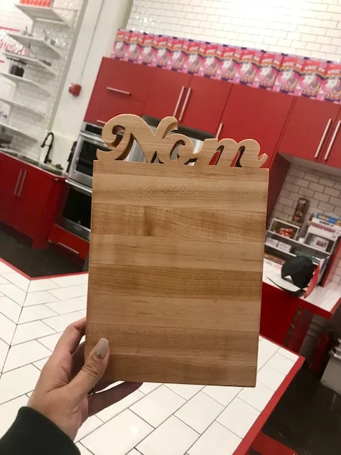 TIP: FINDING THE PERFECT HOST/HOSTESS GIFT