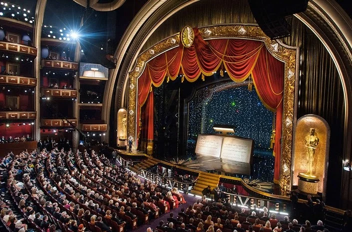 🍿 TIP: HOW TO BECOME A SEAT FILLER