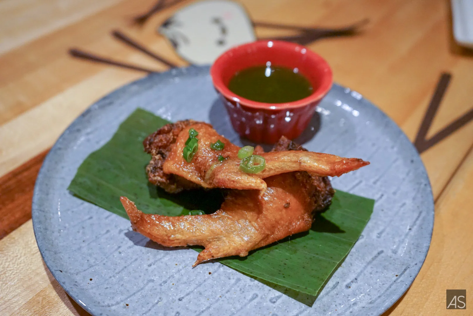 Canh Ga Chien Gion | Pork stuffed chicken wings | cilantro plum fish sauce